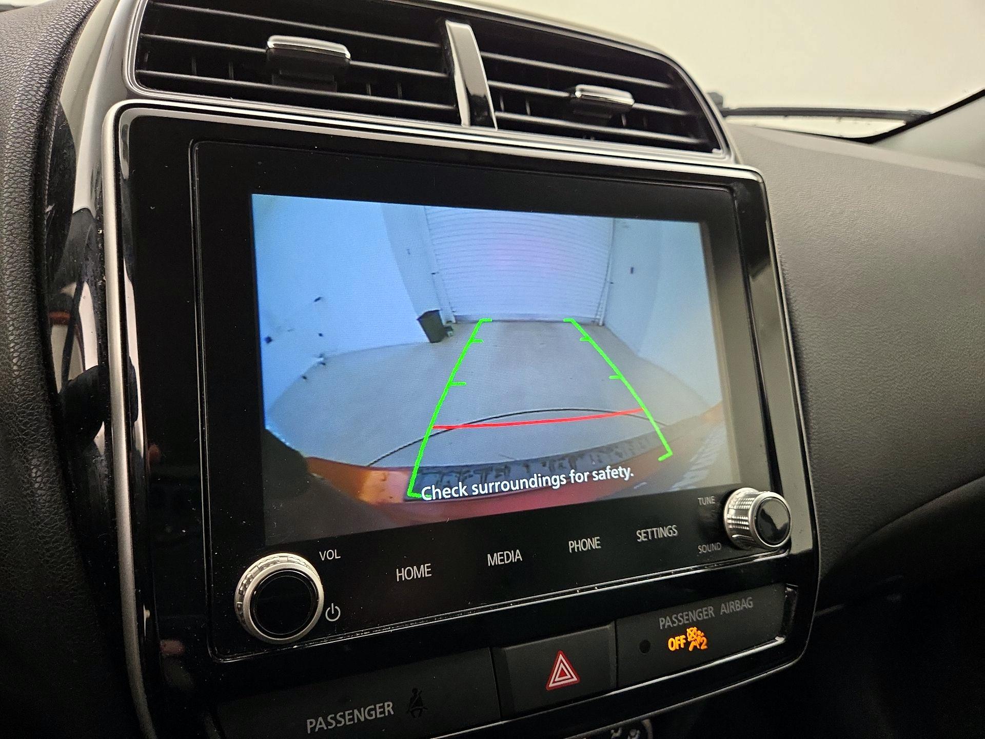 Thumbnail: 2023 Mitsubishi Outlander Sport - 14