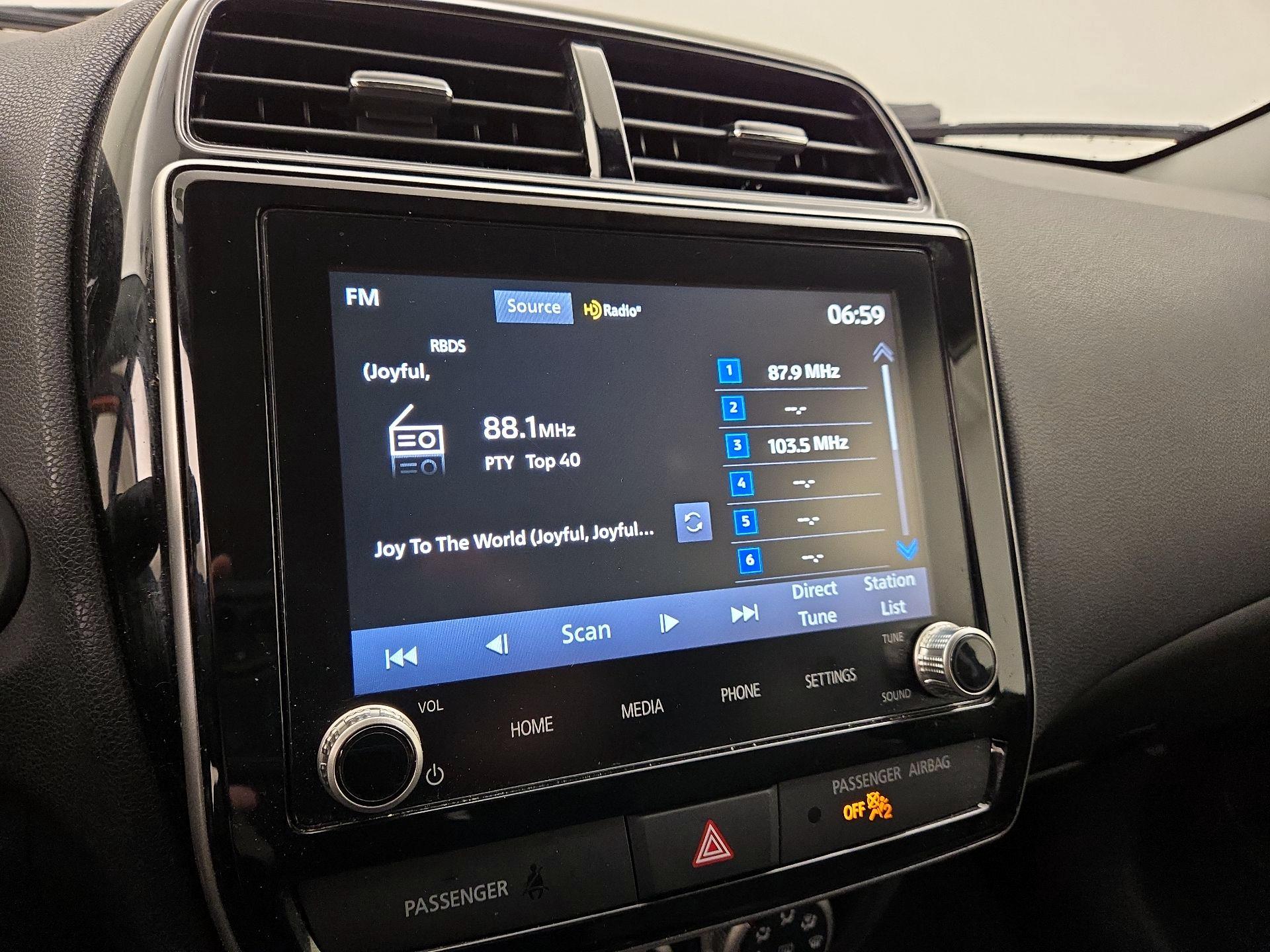 Thumbnail: 2023 Mitsubishi Outlander Sport - 15