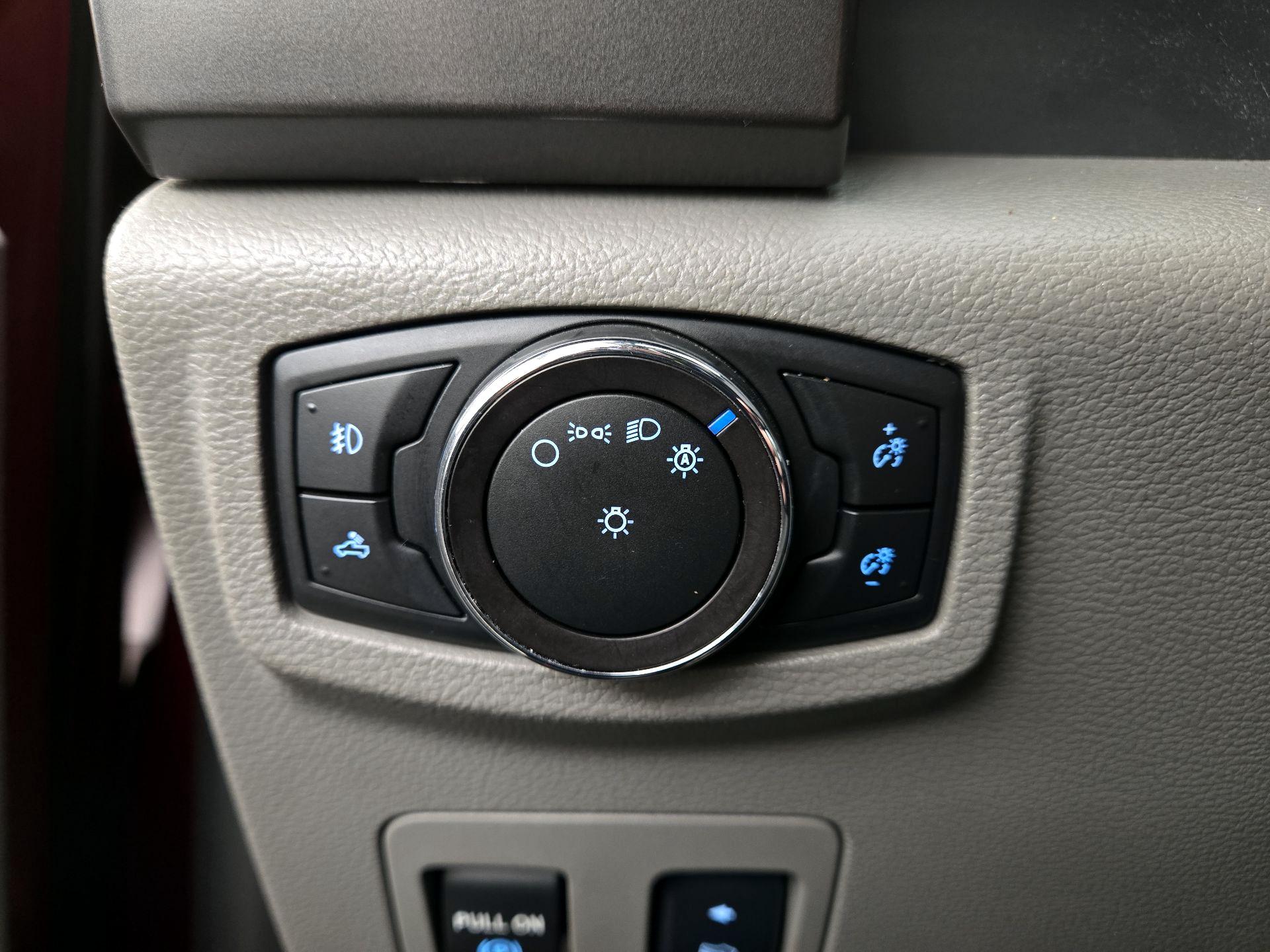 Thumbnail: 2018 Ford F-150 - 13