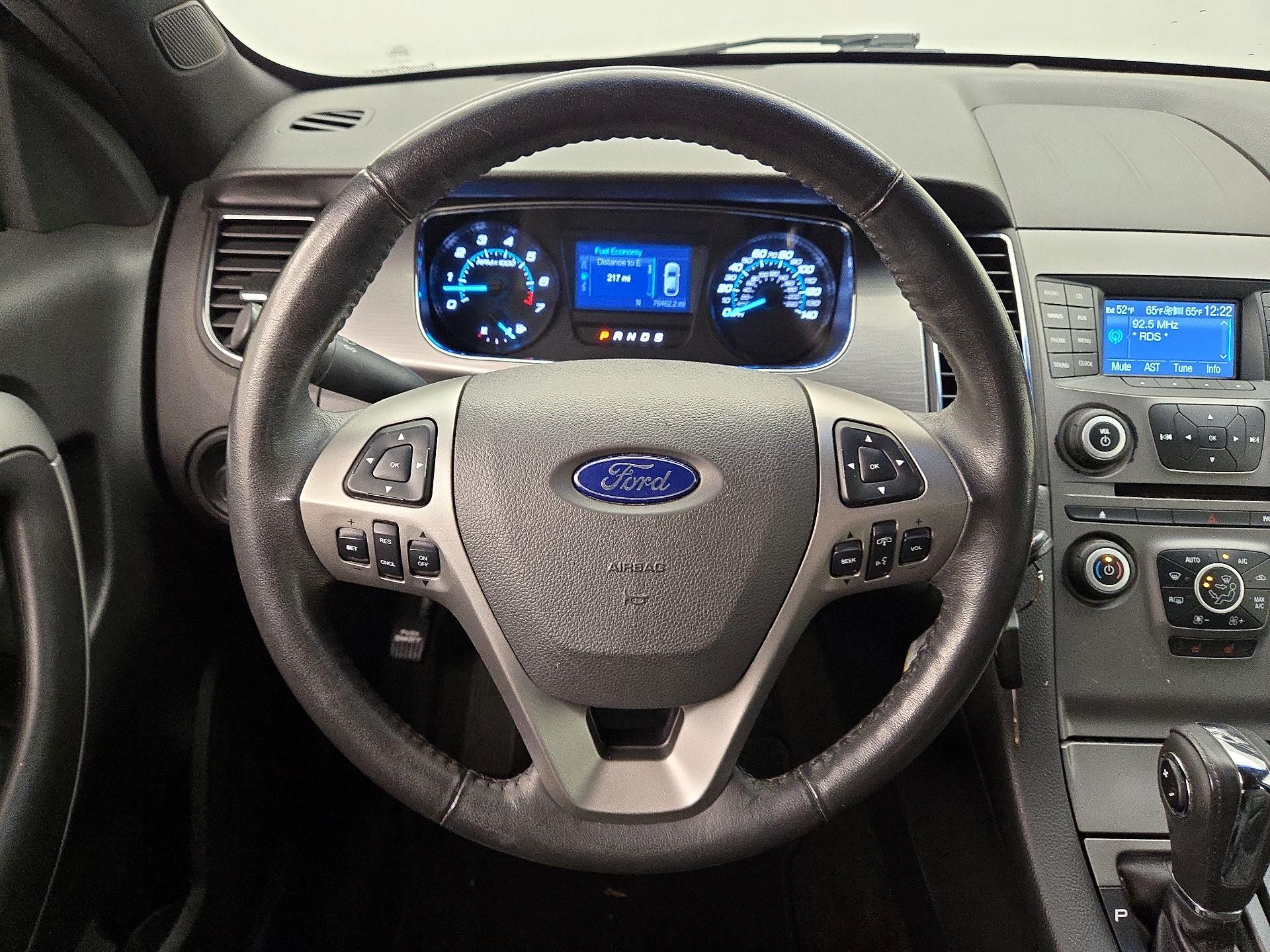 Thumbnail: 2014 Ford Taurus - 10