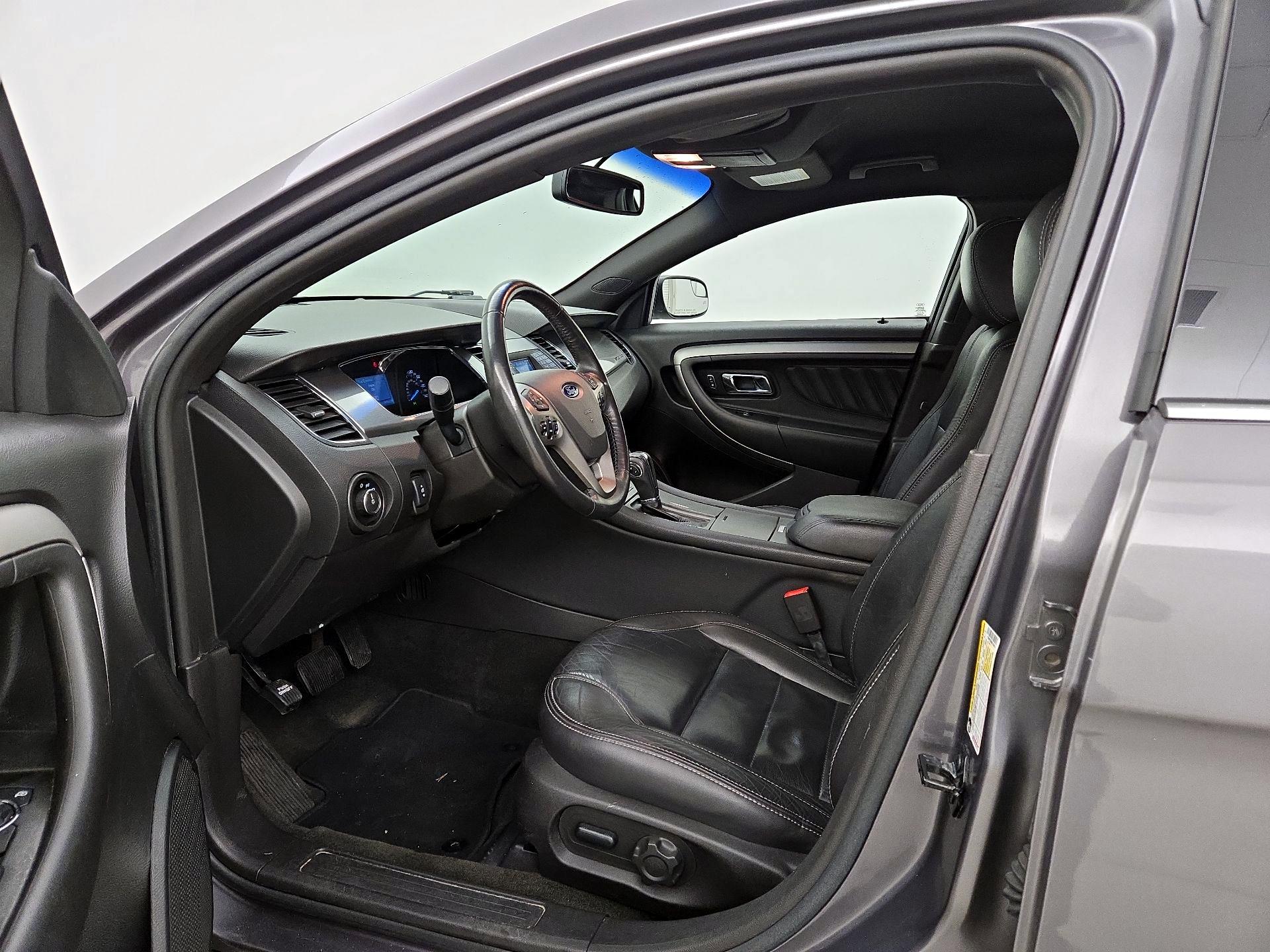 Thumbnail: 2014 Ford Taurus - 11