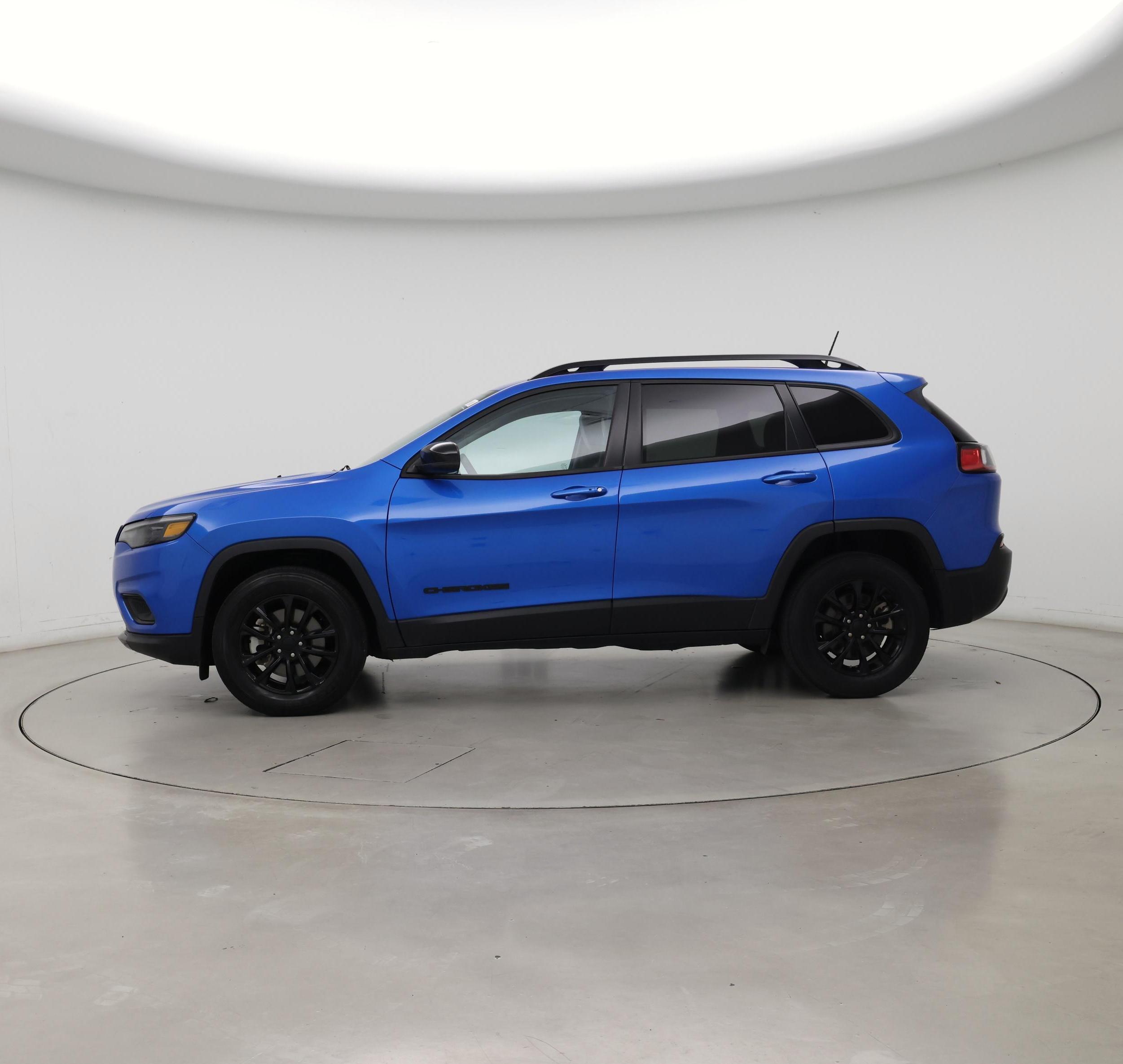 Thumbnail: 2022 Jeep Cherokee - 3