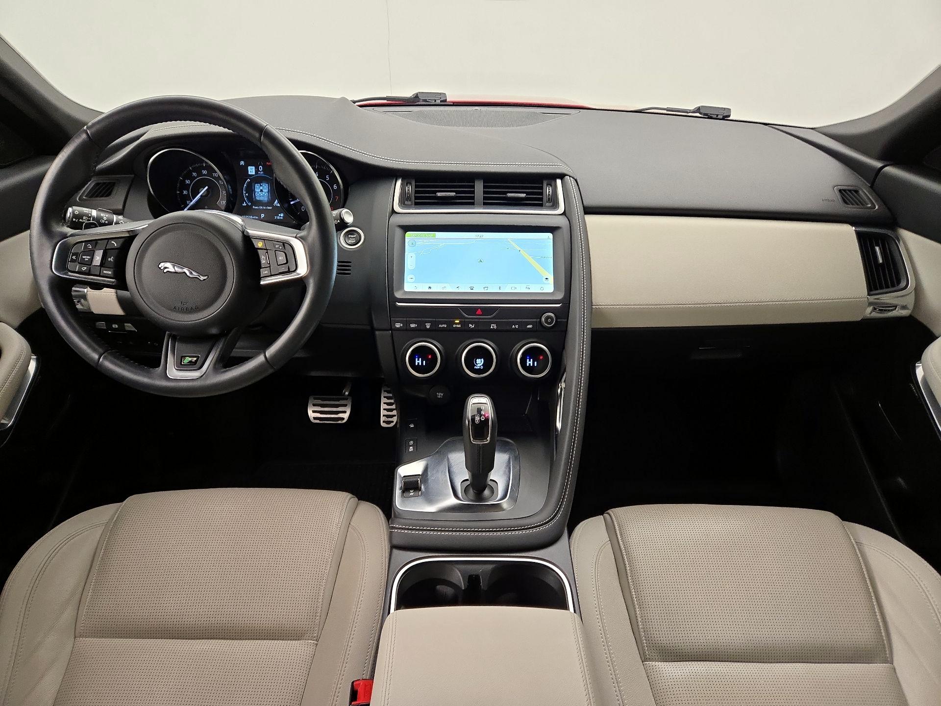 Thumbnail: 2019 Jaguar E-Pace - 9