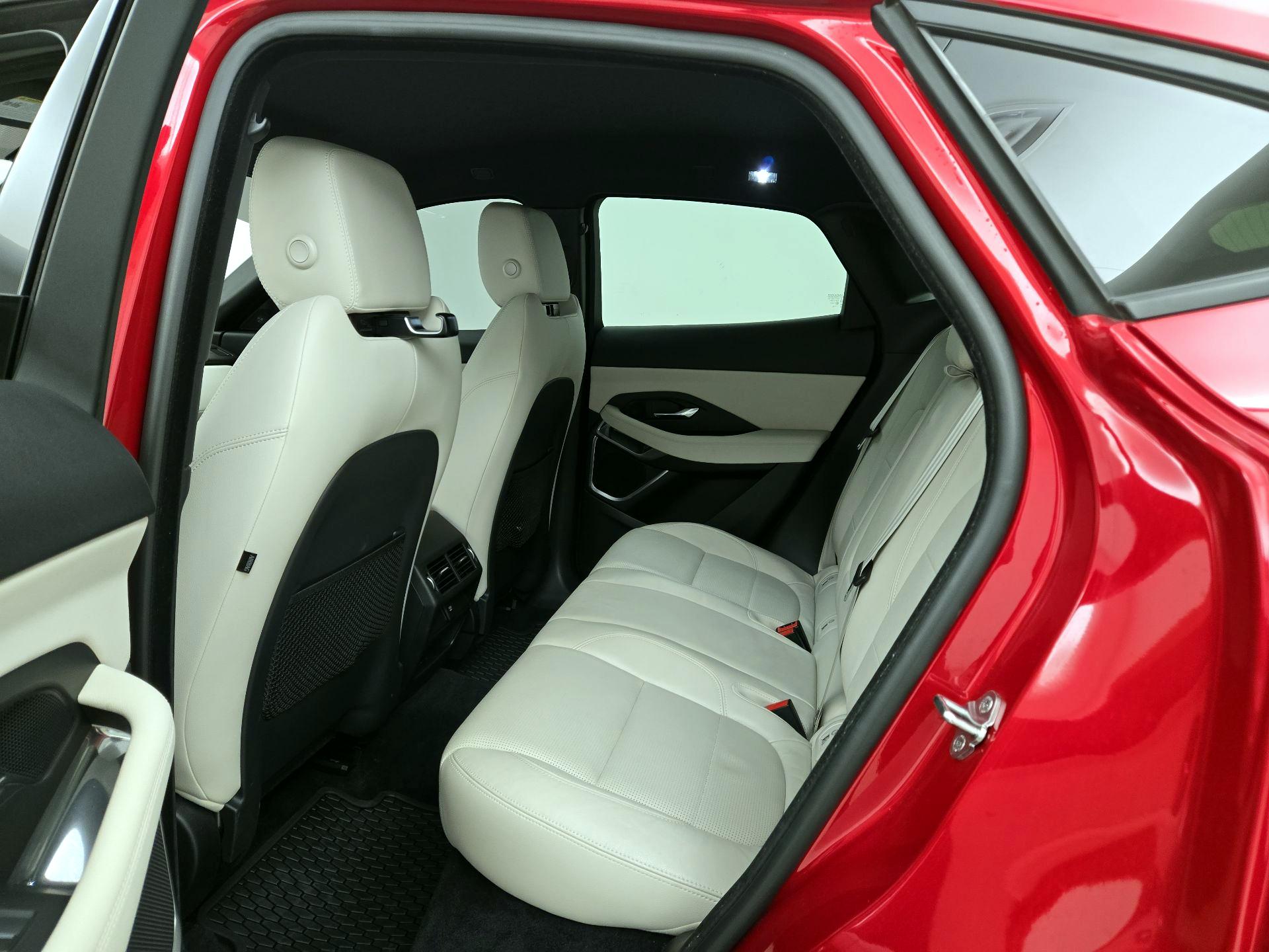 Thumbnail: 2019 Jaguar E-Pace - 20