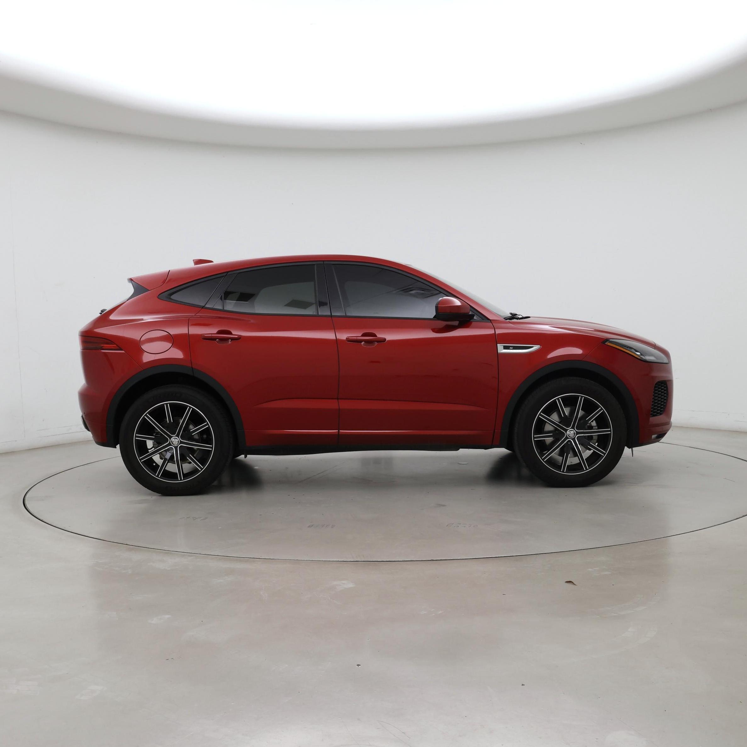 Thumbnail: 2019 Jaguar E-Pace - 7