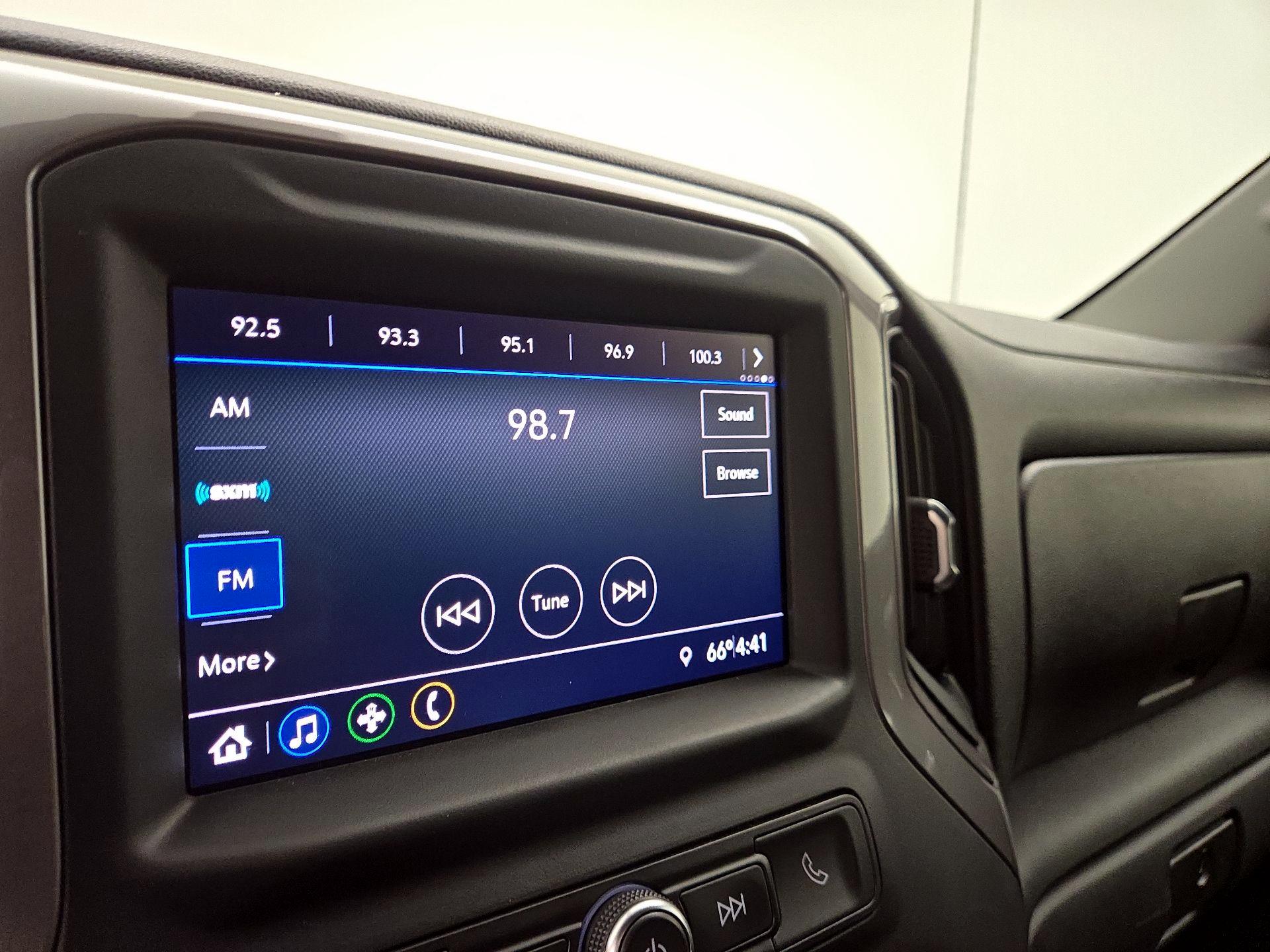 Thumbnail: 2021 Chevrolet Silverado 1500 - 15