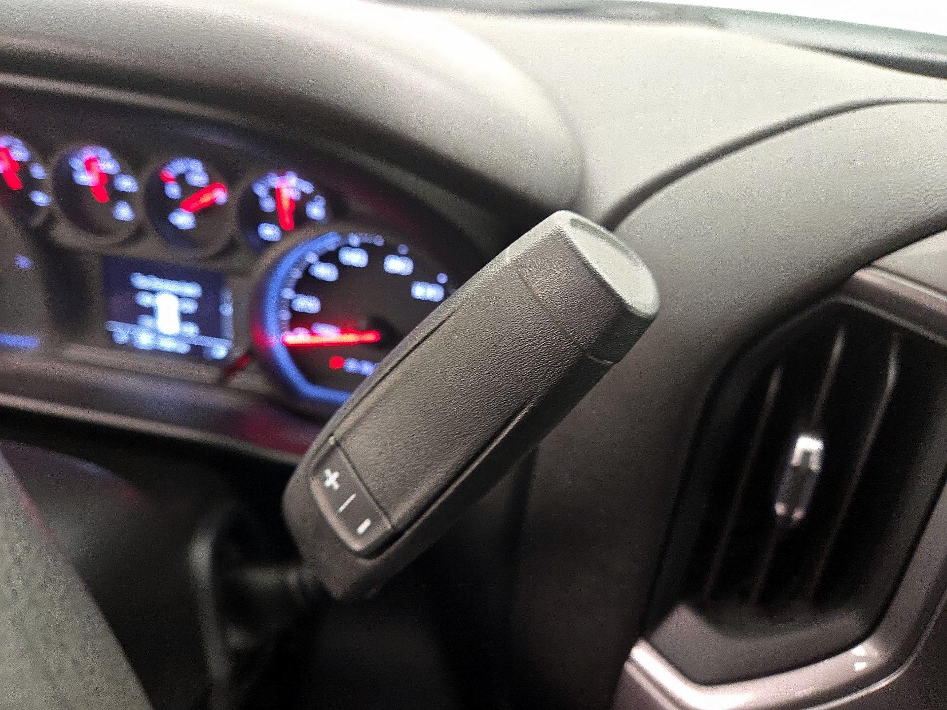 Thumbnail: 2021 Chevrolet Silverado 1500 - 17