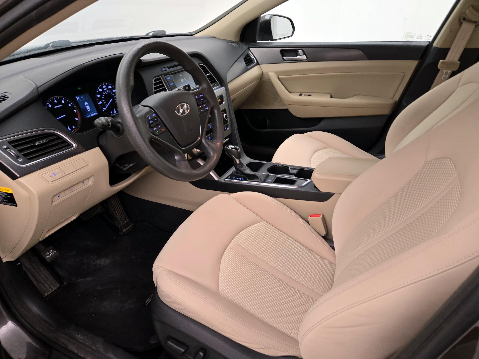 Thumbnail: 2015 Hyundai Sonata - 11