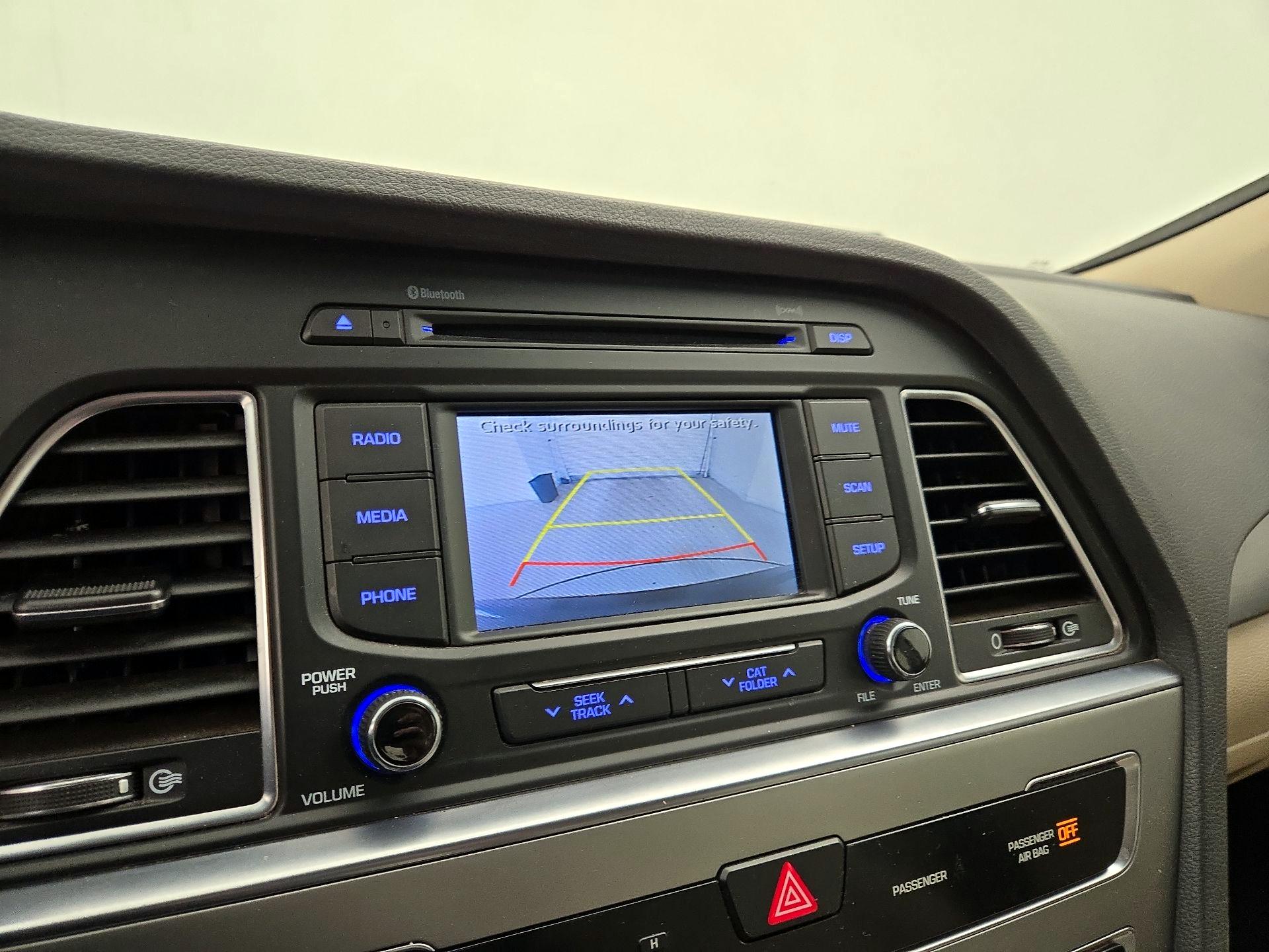 Thumbnail: 2015 Hyundai Sonata - 14