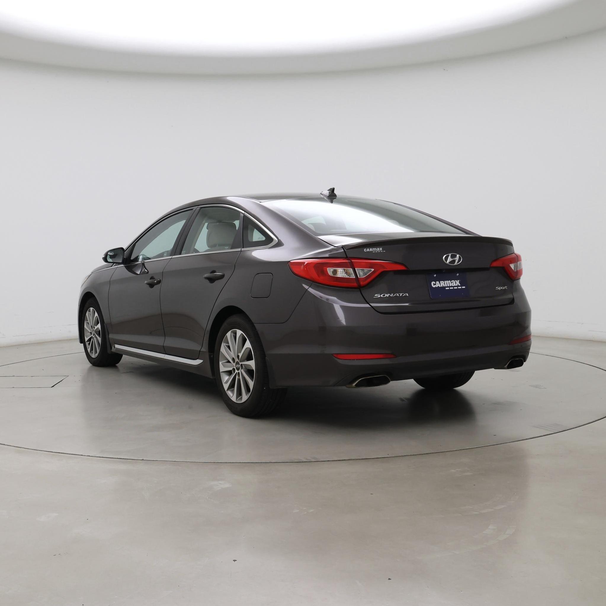 Thumbnail: 2015 Hyundai Sonata - 2