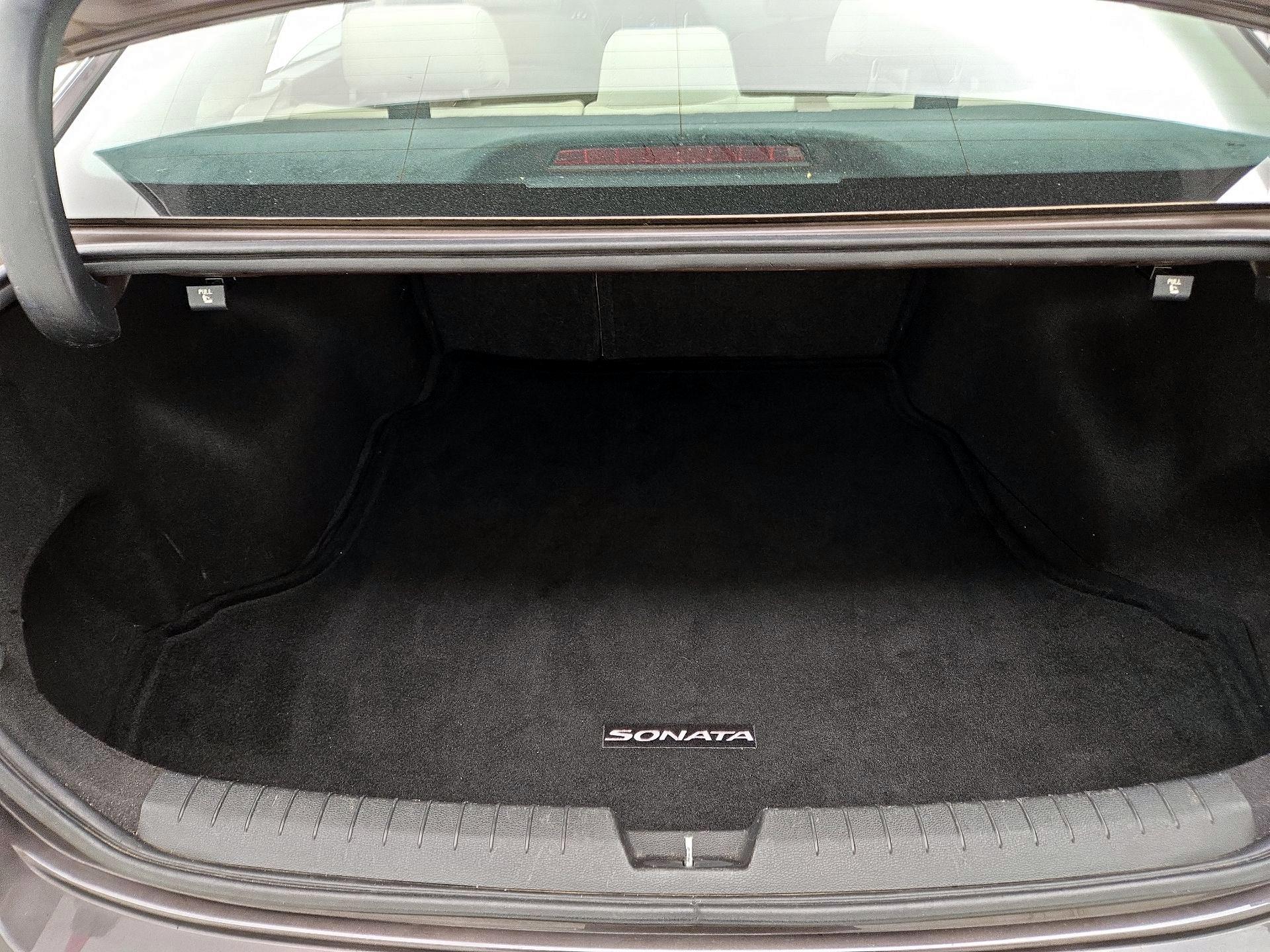 Thumbnail: 2015 Hyundai Sonata - 20