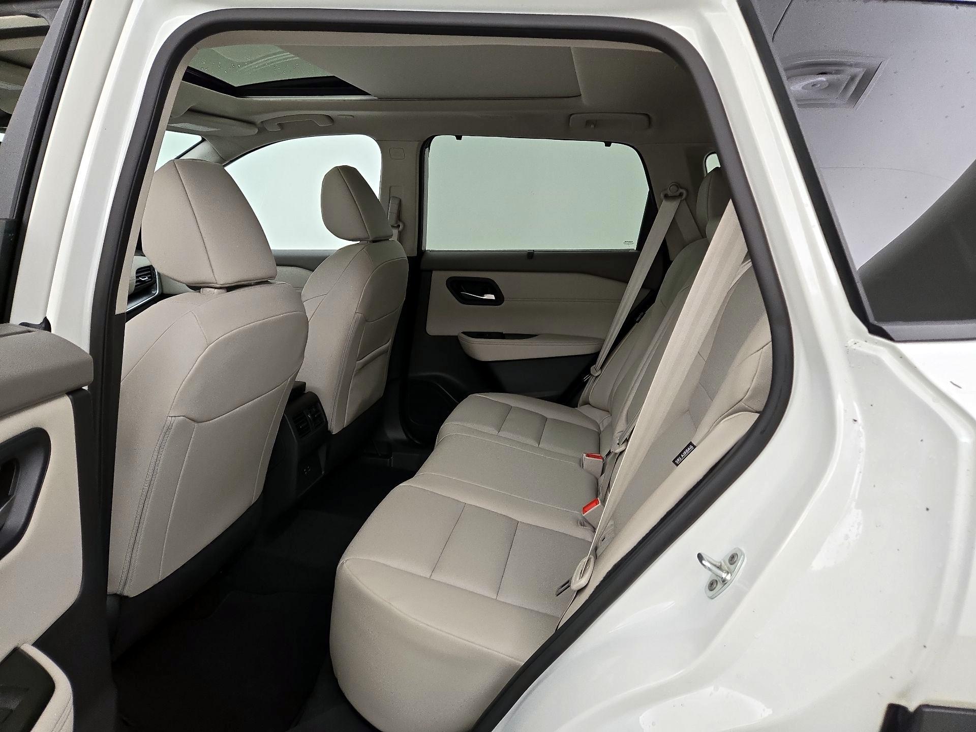 Thumbnail: 2023 Nissan Rogue - 20