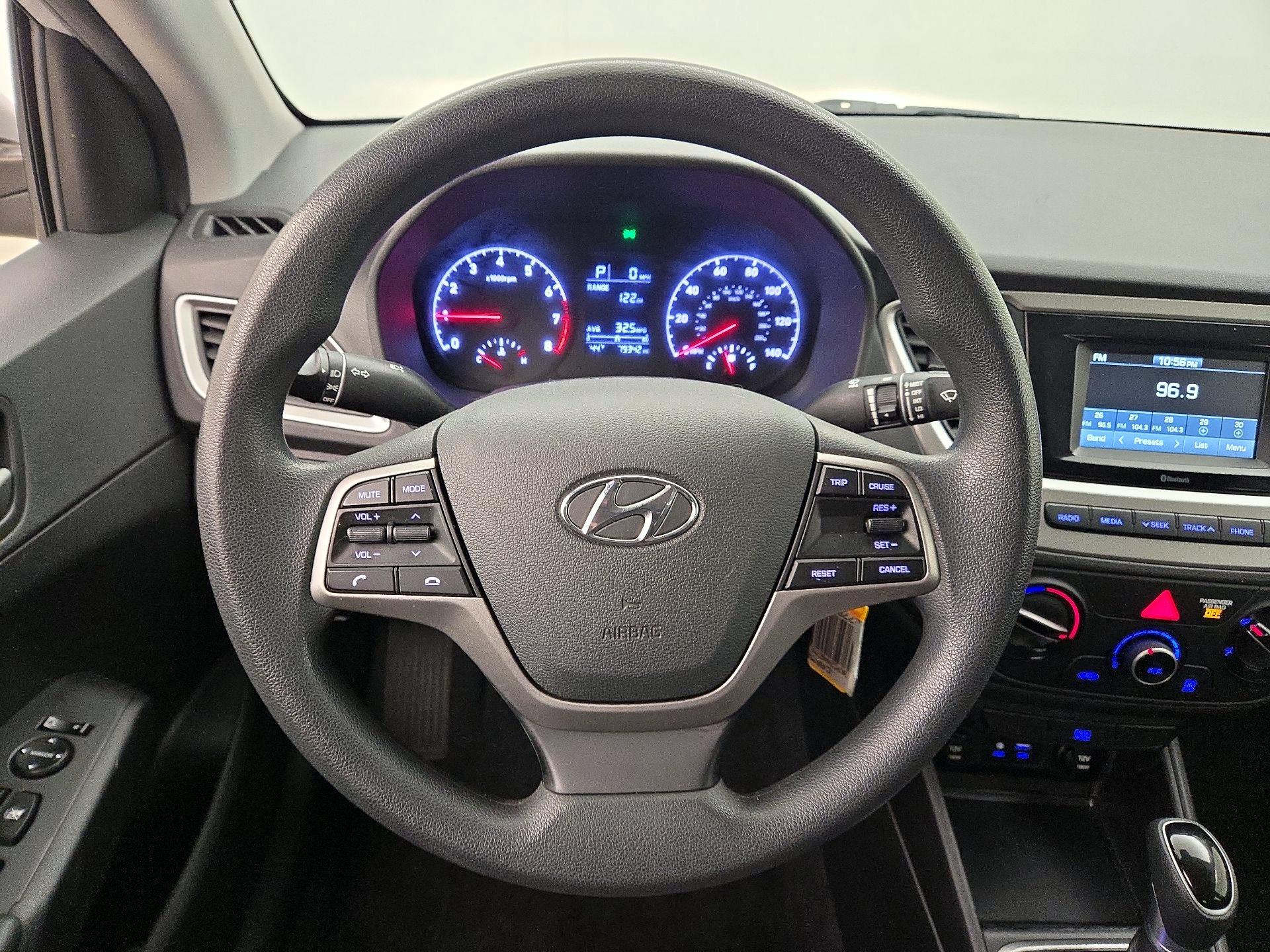 Thumbnail: 2021 Hyundai Accent - 10