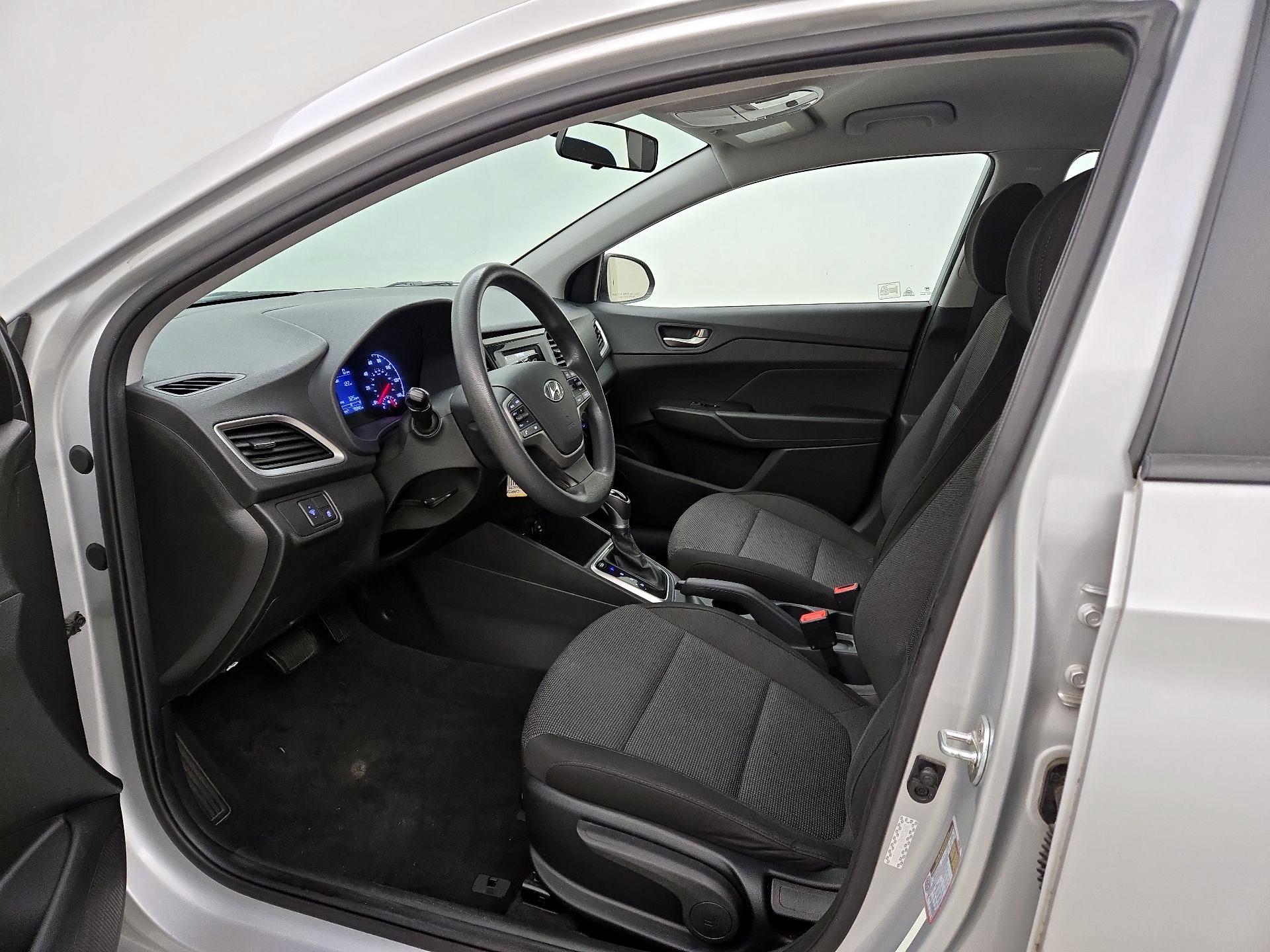 Thumbnail: 2021 Hyundai Accent - 11