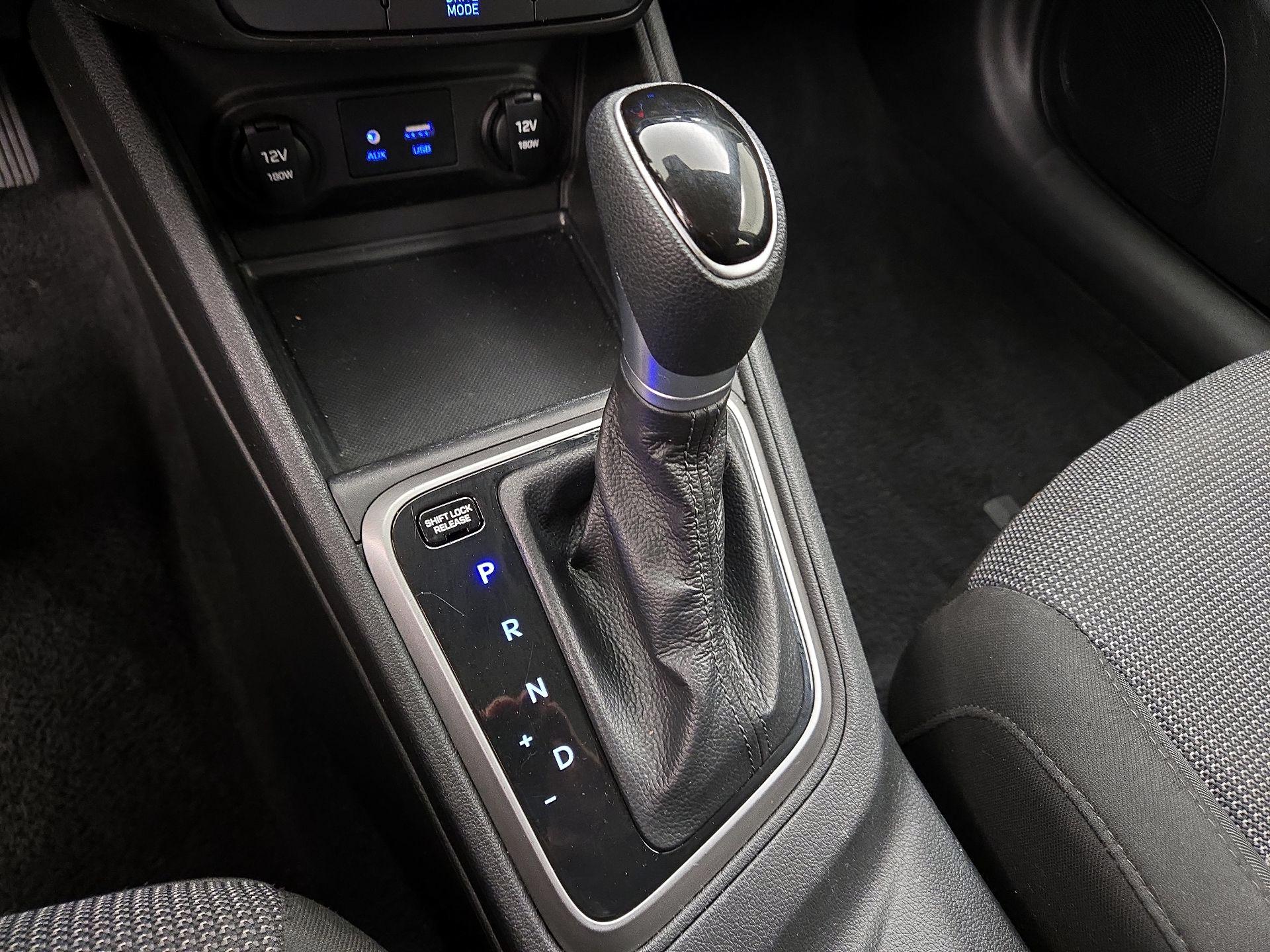 Thumbnail: 2021 Hyundai Accent - 17