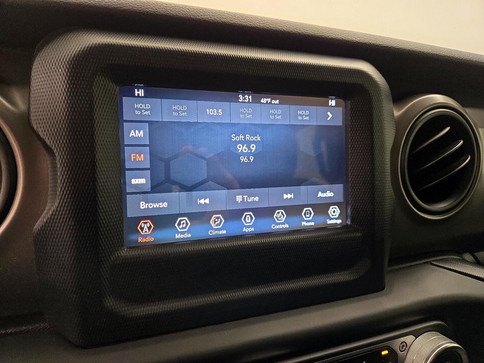 Thumbnail: 2020 Jeep Wrangler - 15