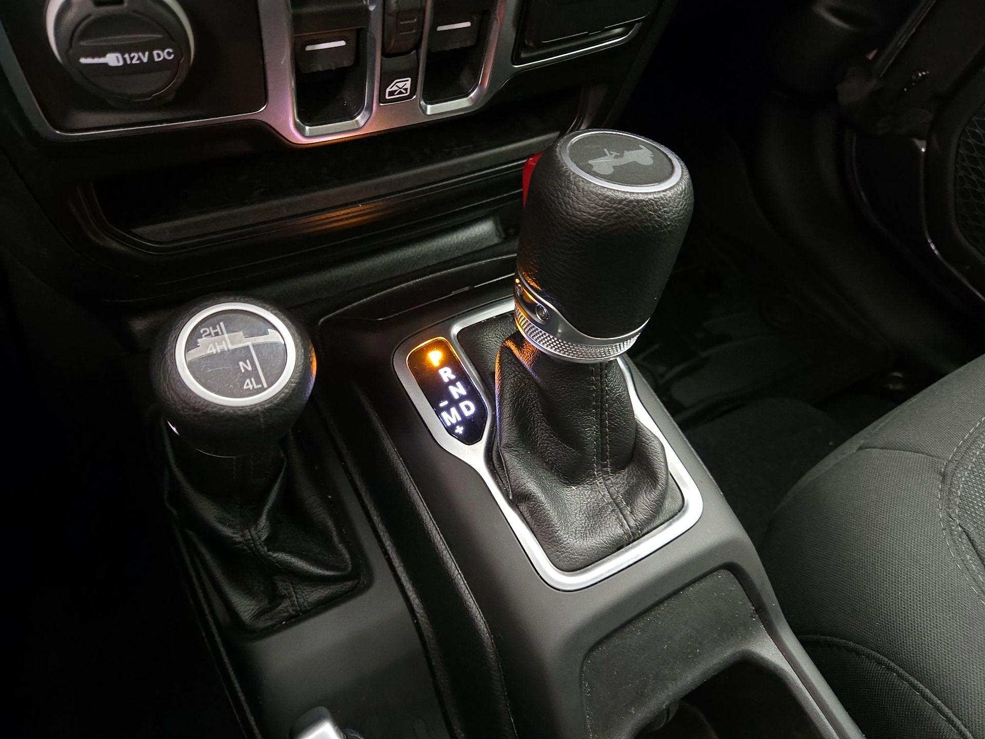 Thumbnail: 2020 Jeep Wrangler - 17