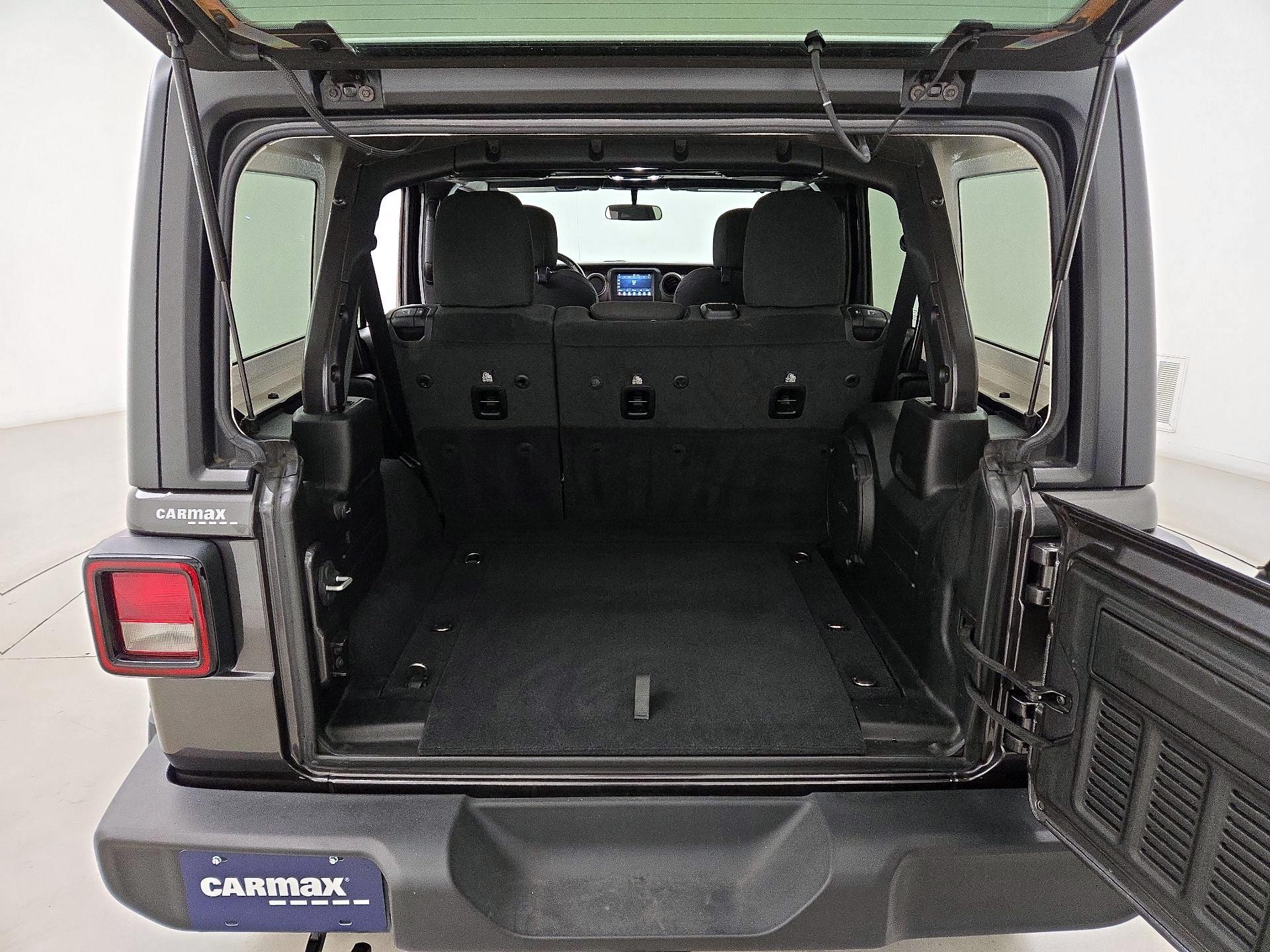 Thumbnail: 2020 Jeep Wrangler - 20