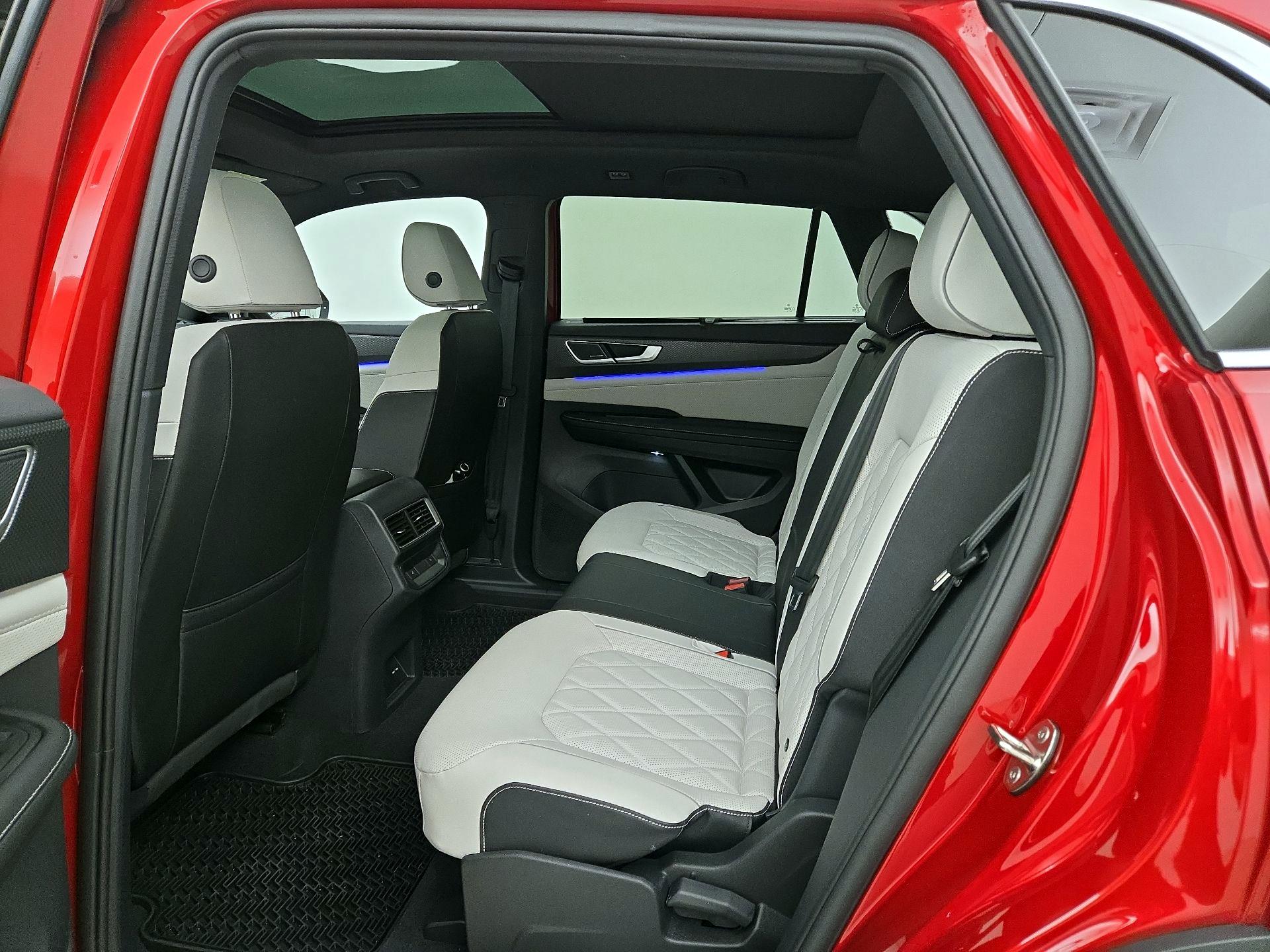 Thumbnail: 2025 Volkswagen Atlas - 20