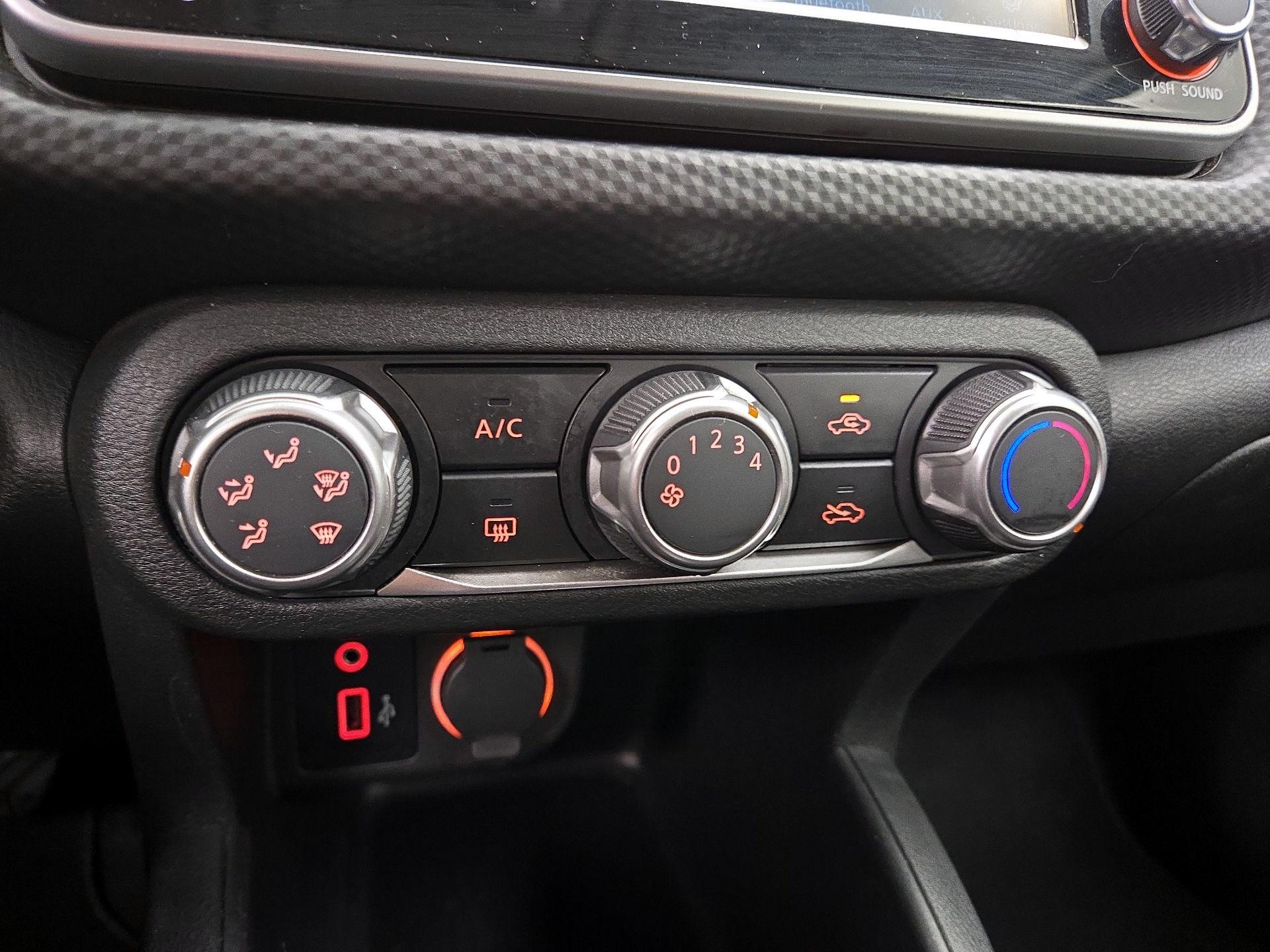 Thumbnail: 2022 Nissan Kicks - 16