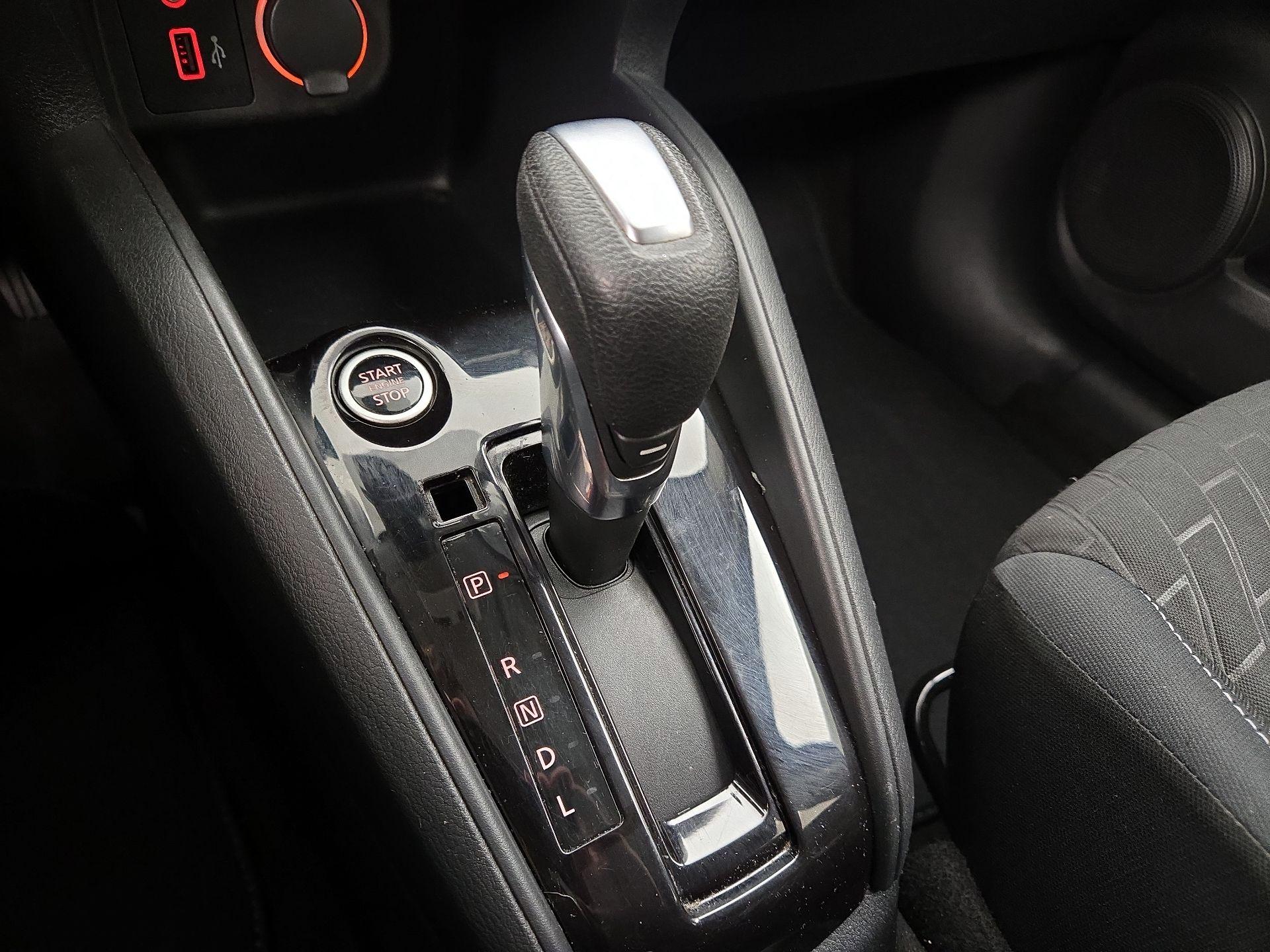 Thumbnail: 2022 Nissan Kicks - 17