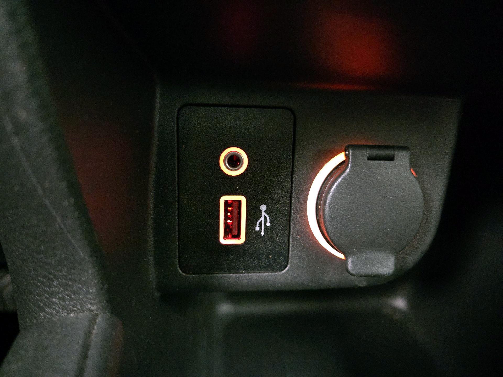 Thumbnail: 2022 Nissan Kicks - 18