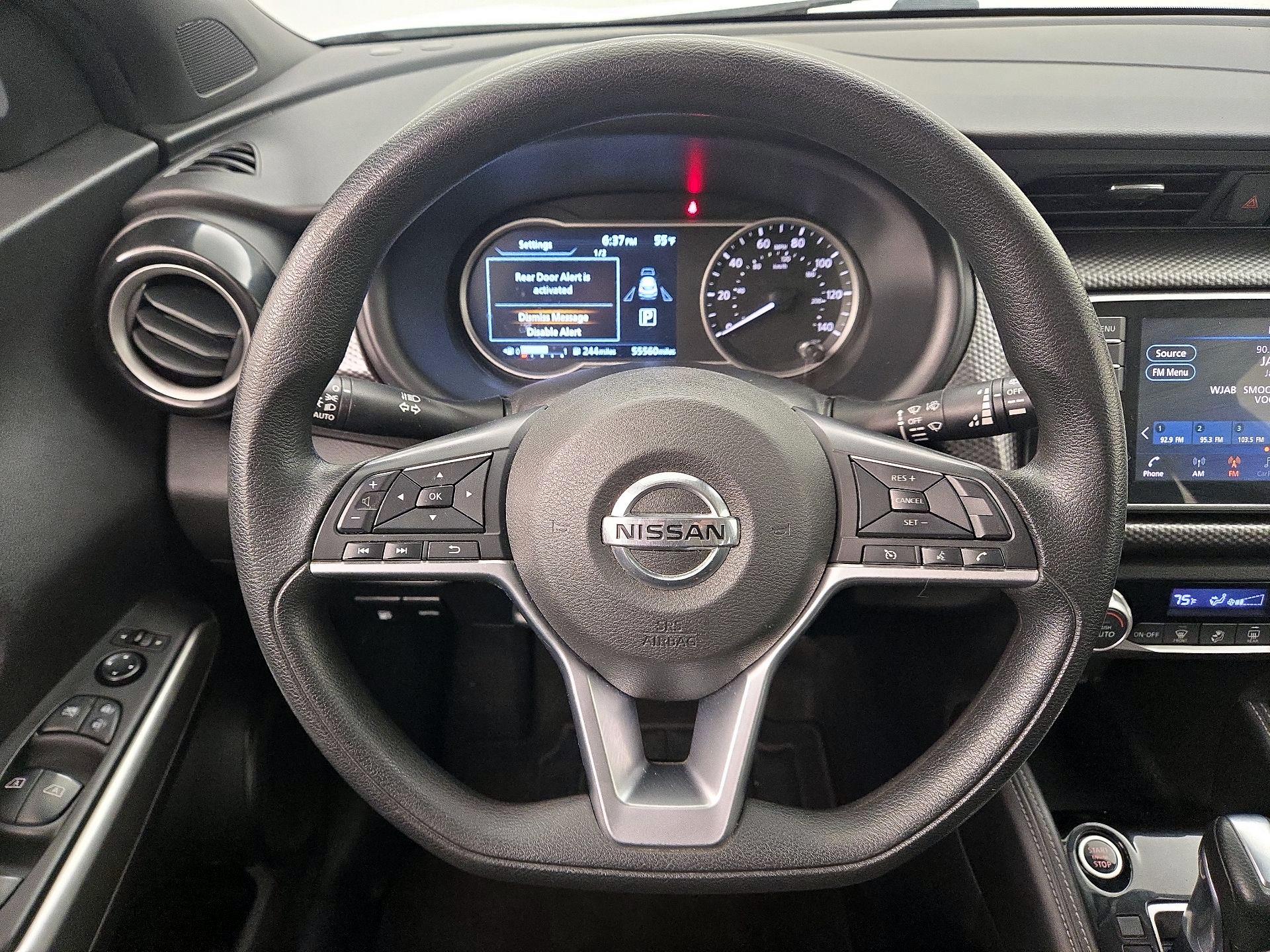 Thumbnail: 2020 Nissan Kicks - 10