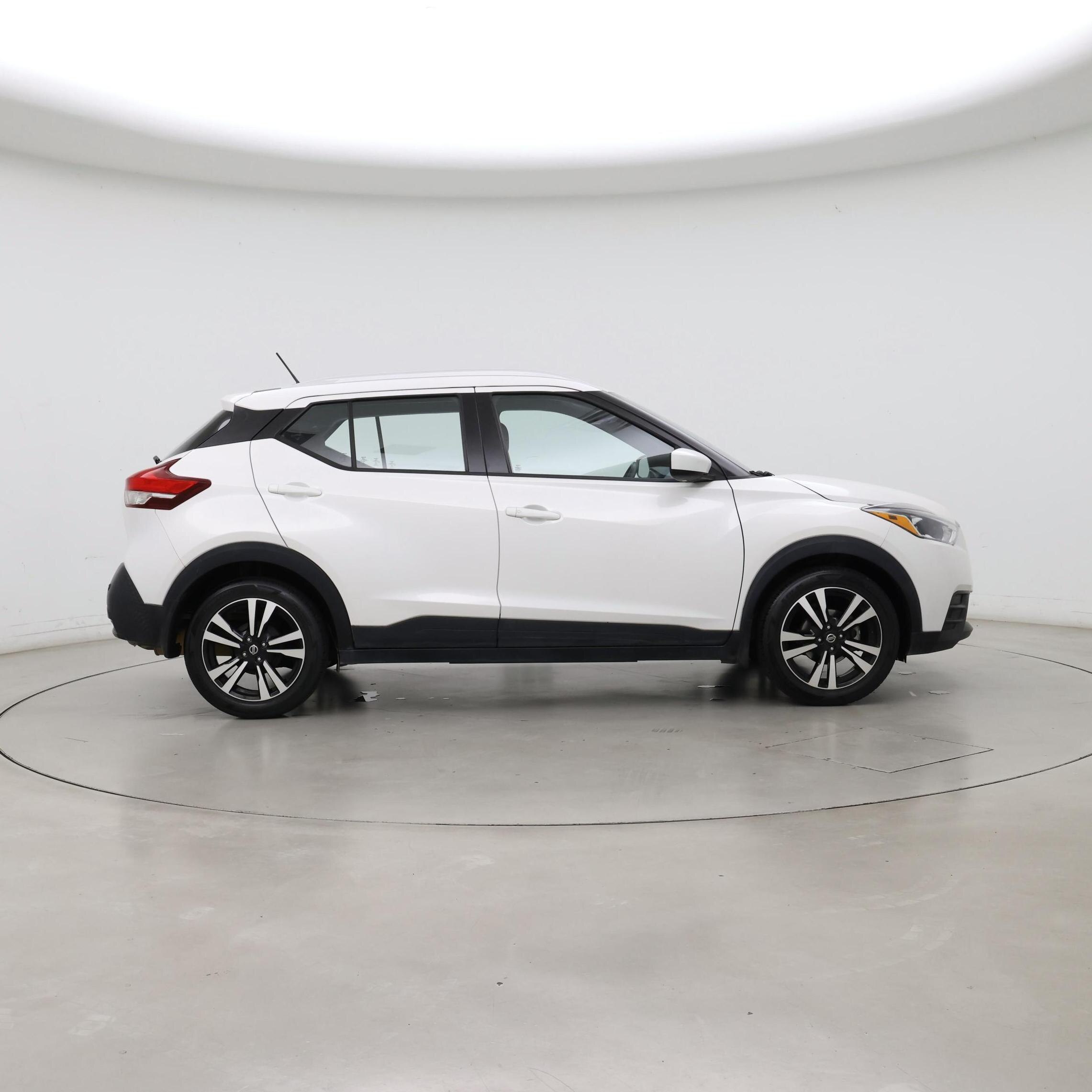 Thumbnail: 2020 Nissan Kicks - 7