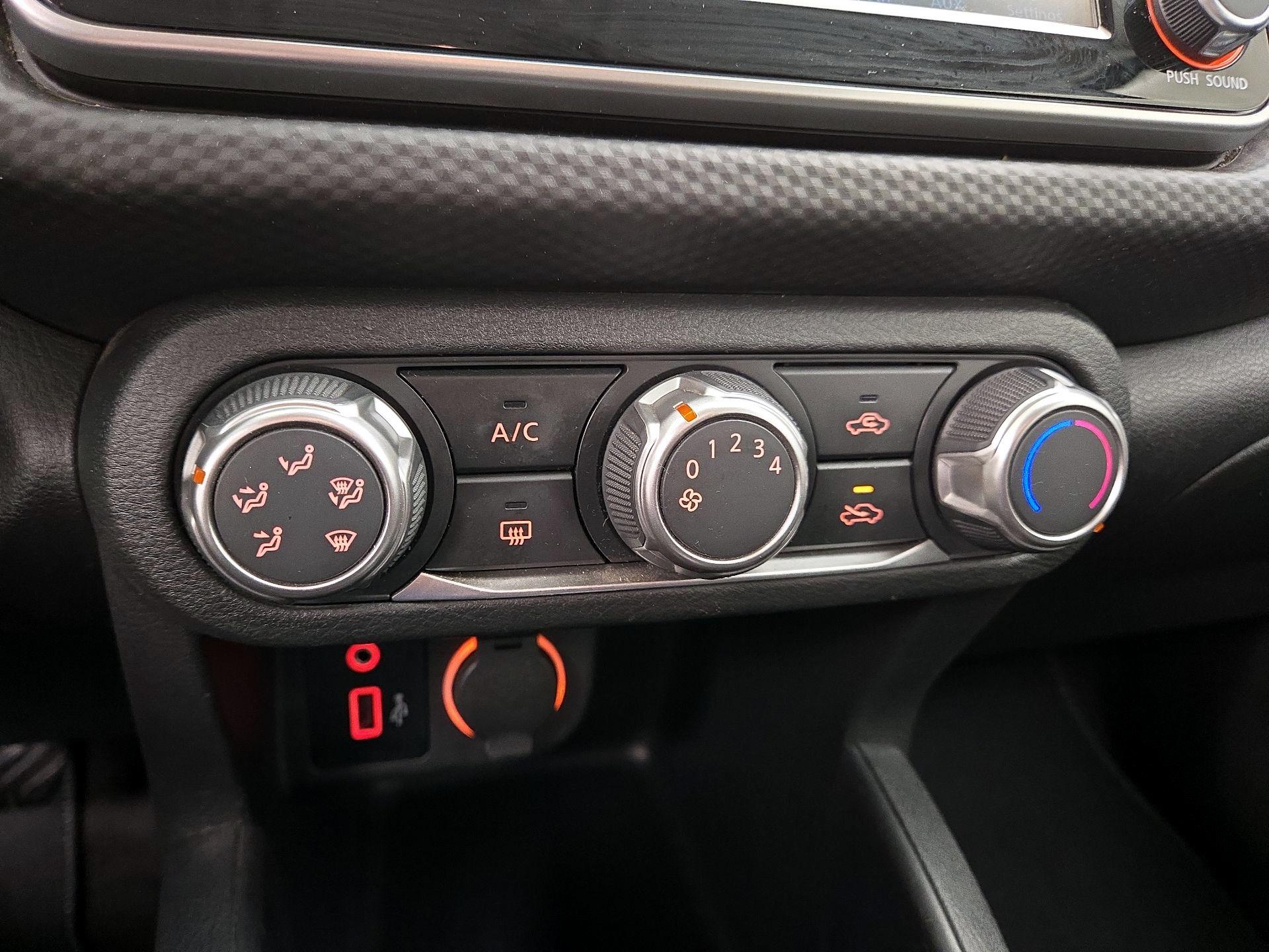 Thumbnail: 2022 Nissan Kicks - 16