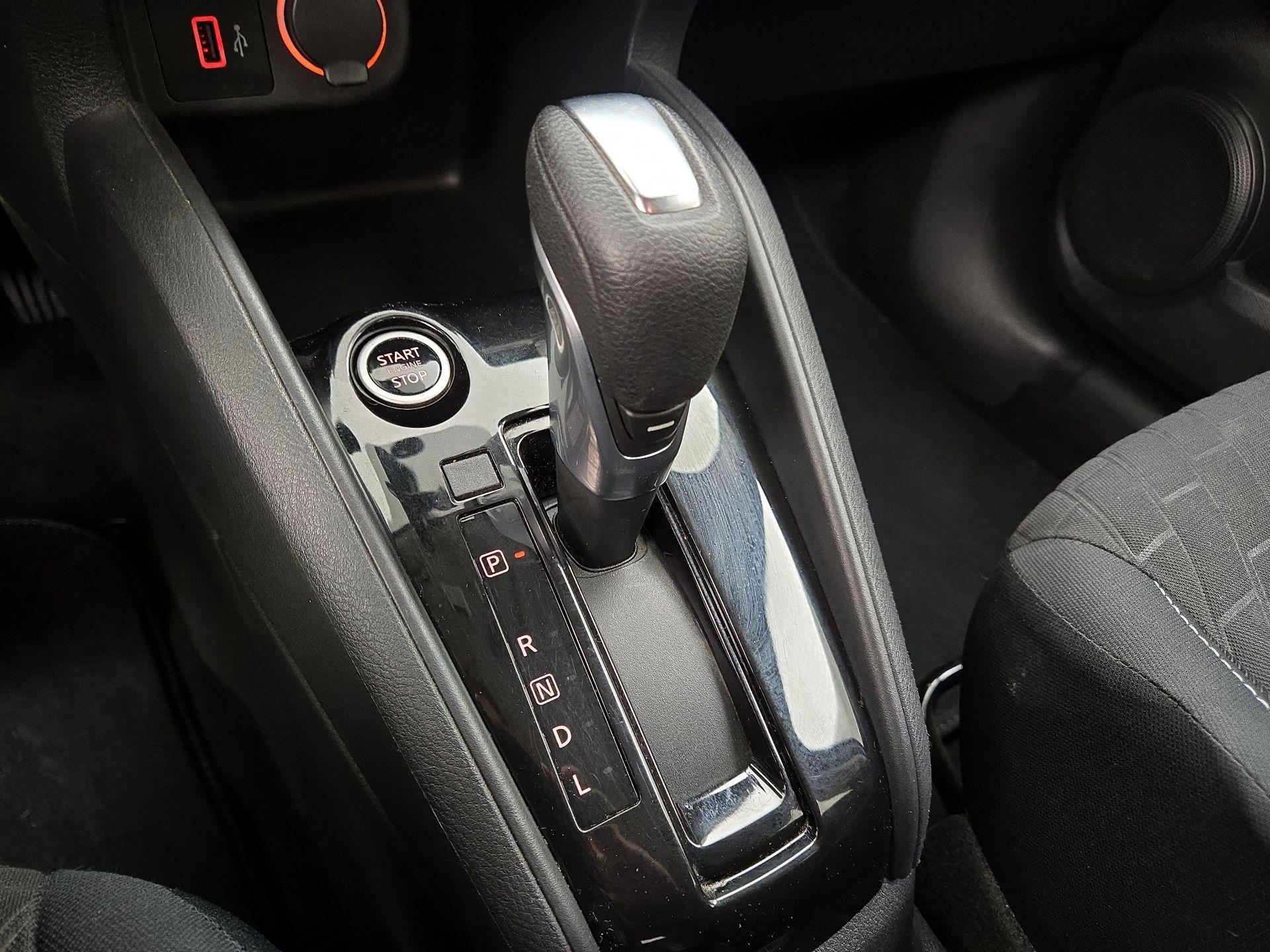 Thumbnail: 2022 Nissan Kicks - 17