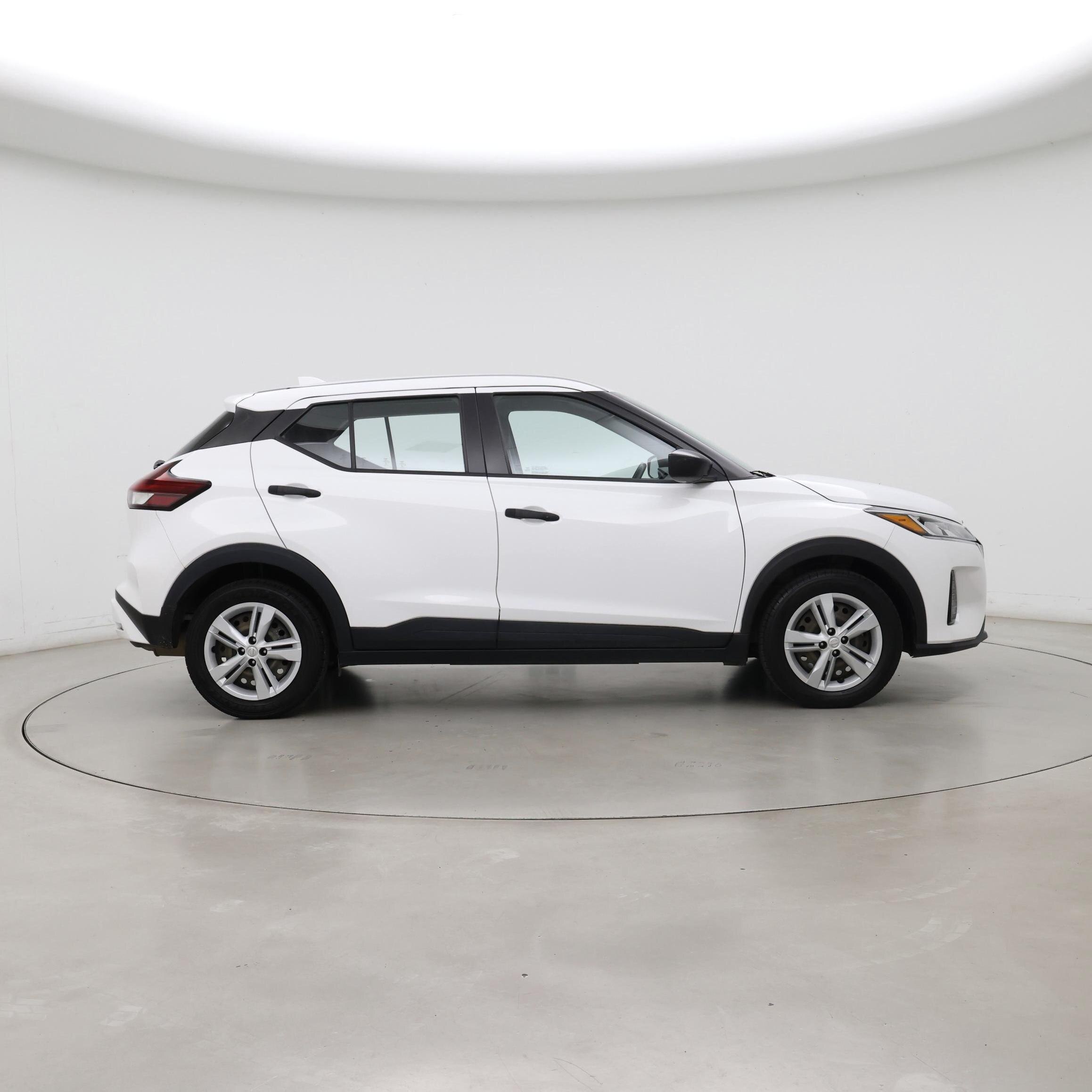 Thumbnail: 2022 Nissan Kicks - 7