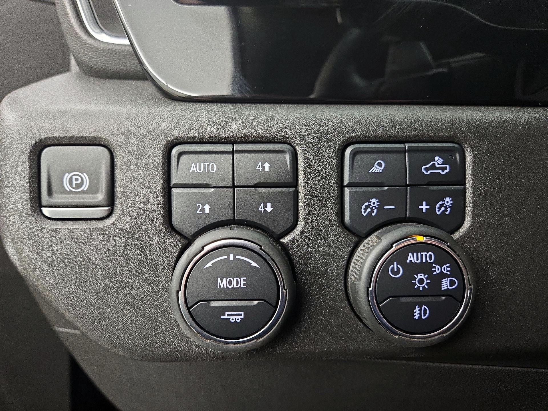 Thumbnail: 2025 Chevrolet Silverado 1500 - 13