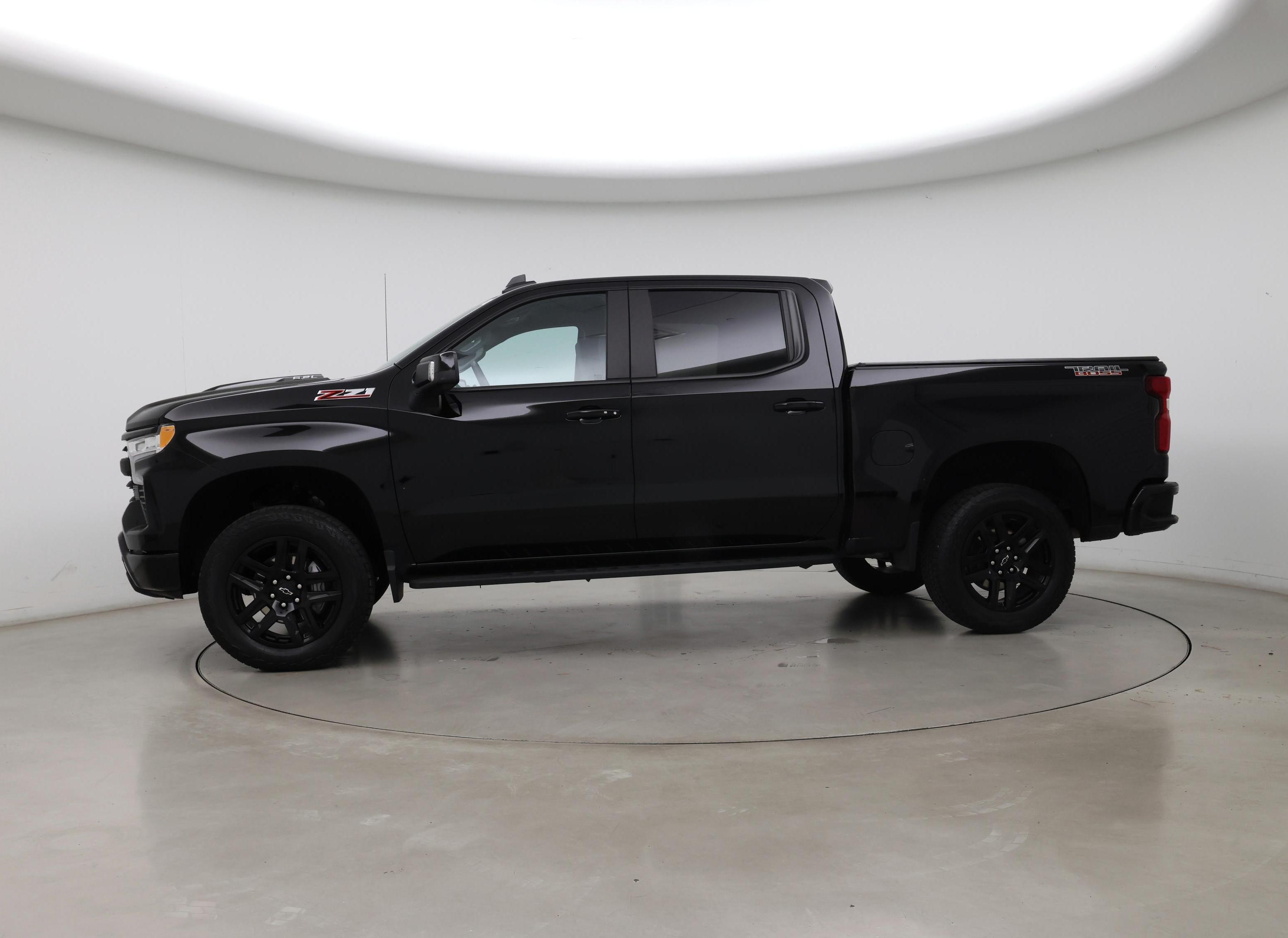 Thumbnail: 2025 Chevrolet Silverado 1500 - 3