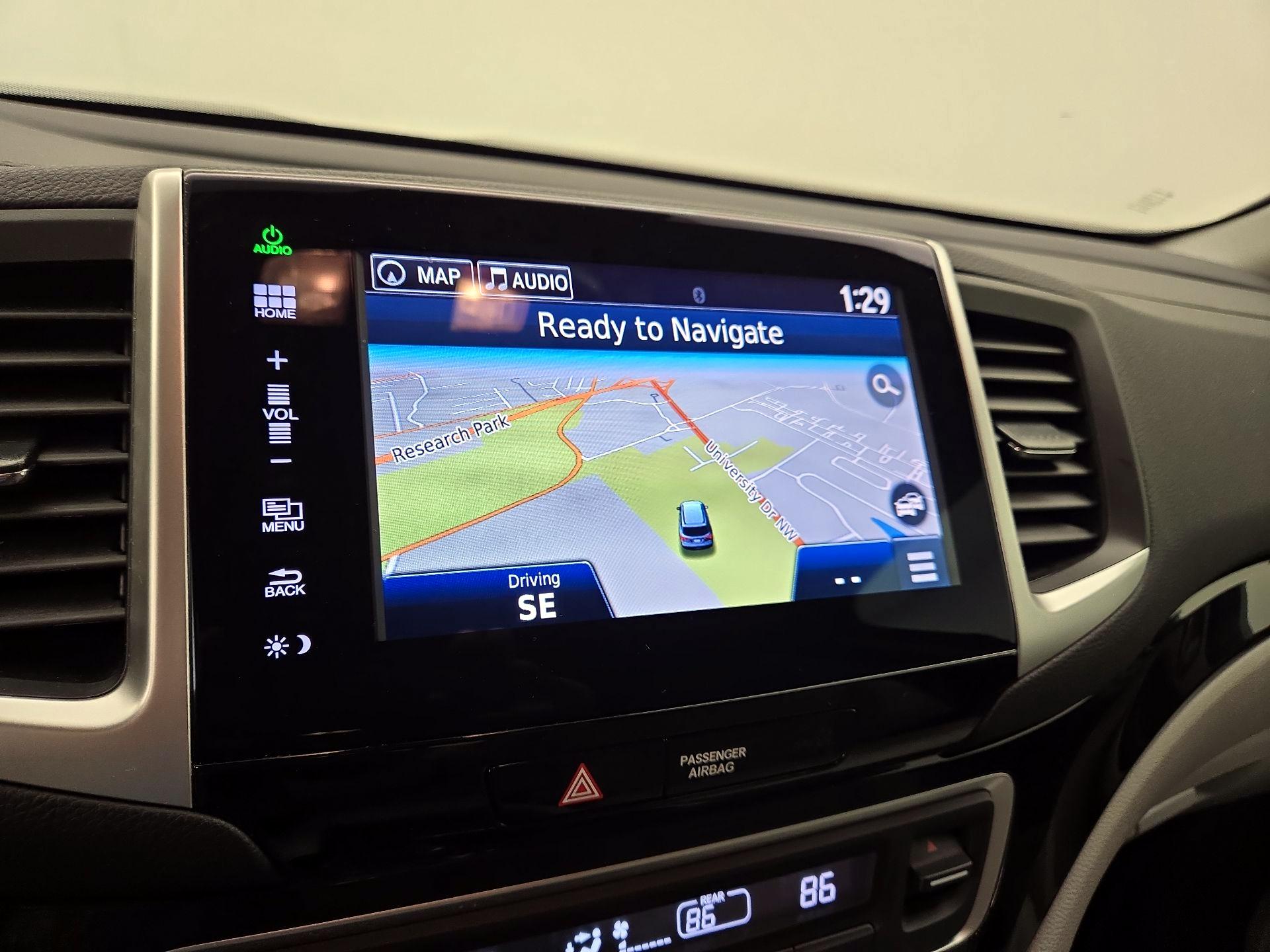 Thumbnail: 2016 Honda Pilot - 14