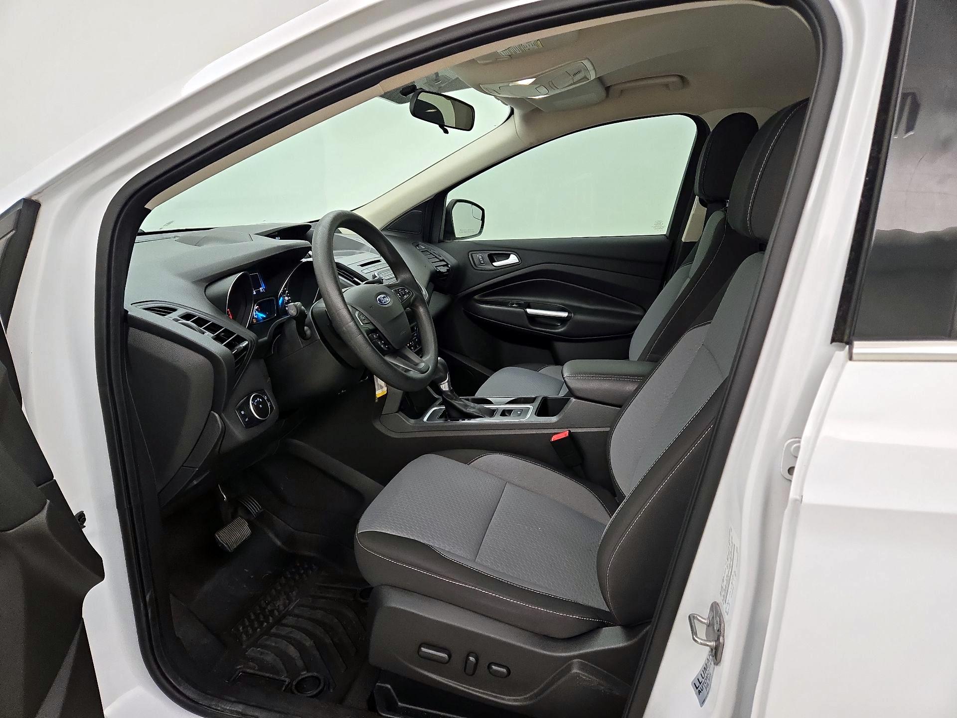 Thumbnail: 2017 Ford Escape - 11