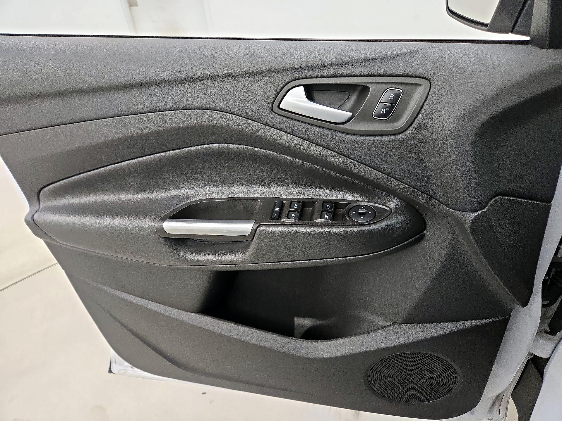 Thumbnail: 2017 Ford Escape - 12