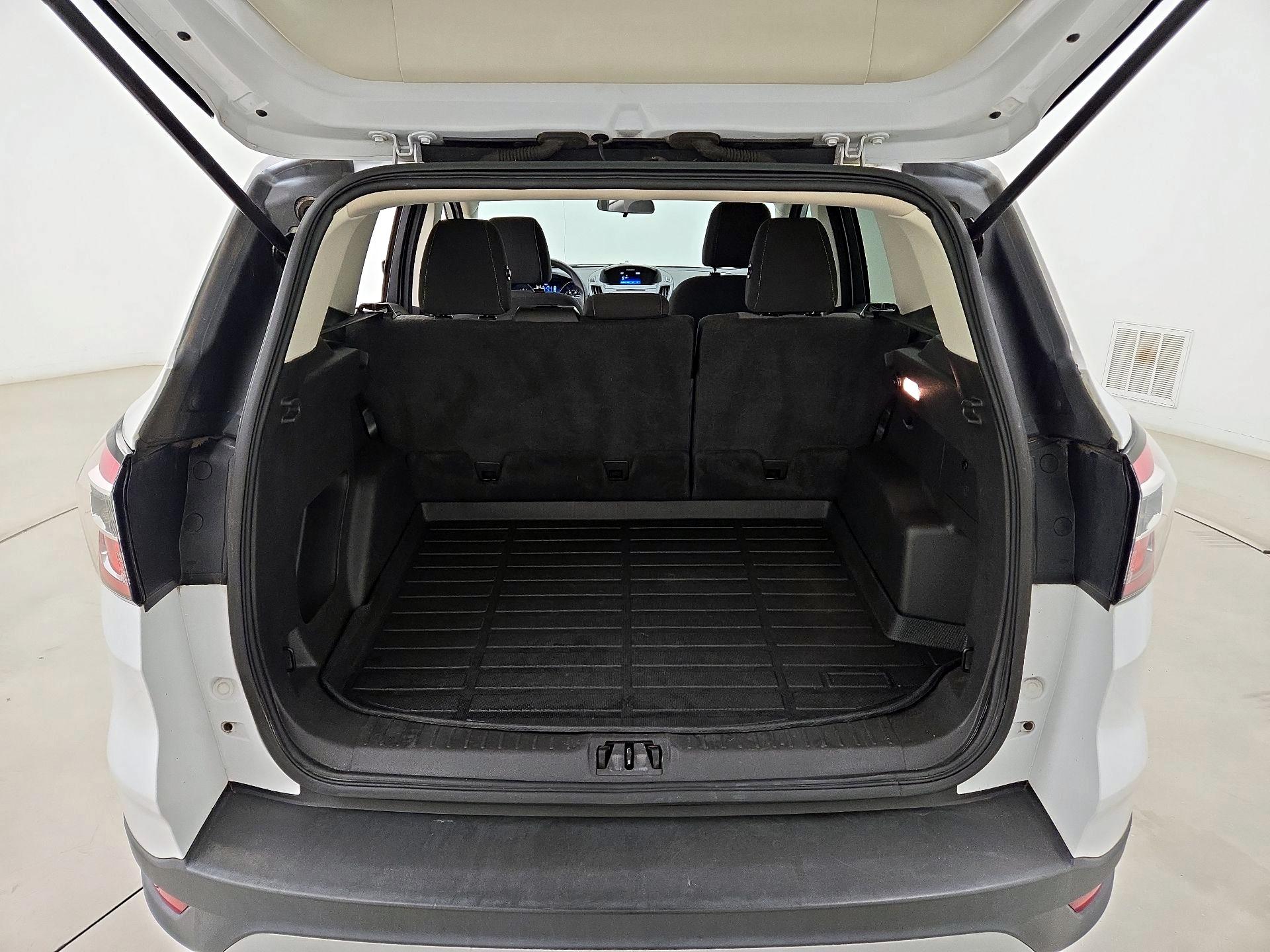 Thumbnail: 2017 Ford Escape - 20