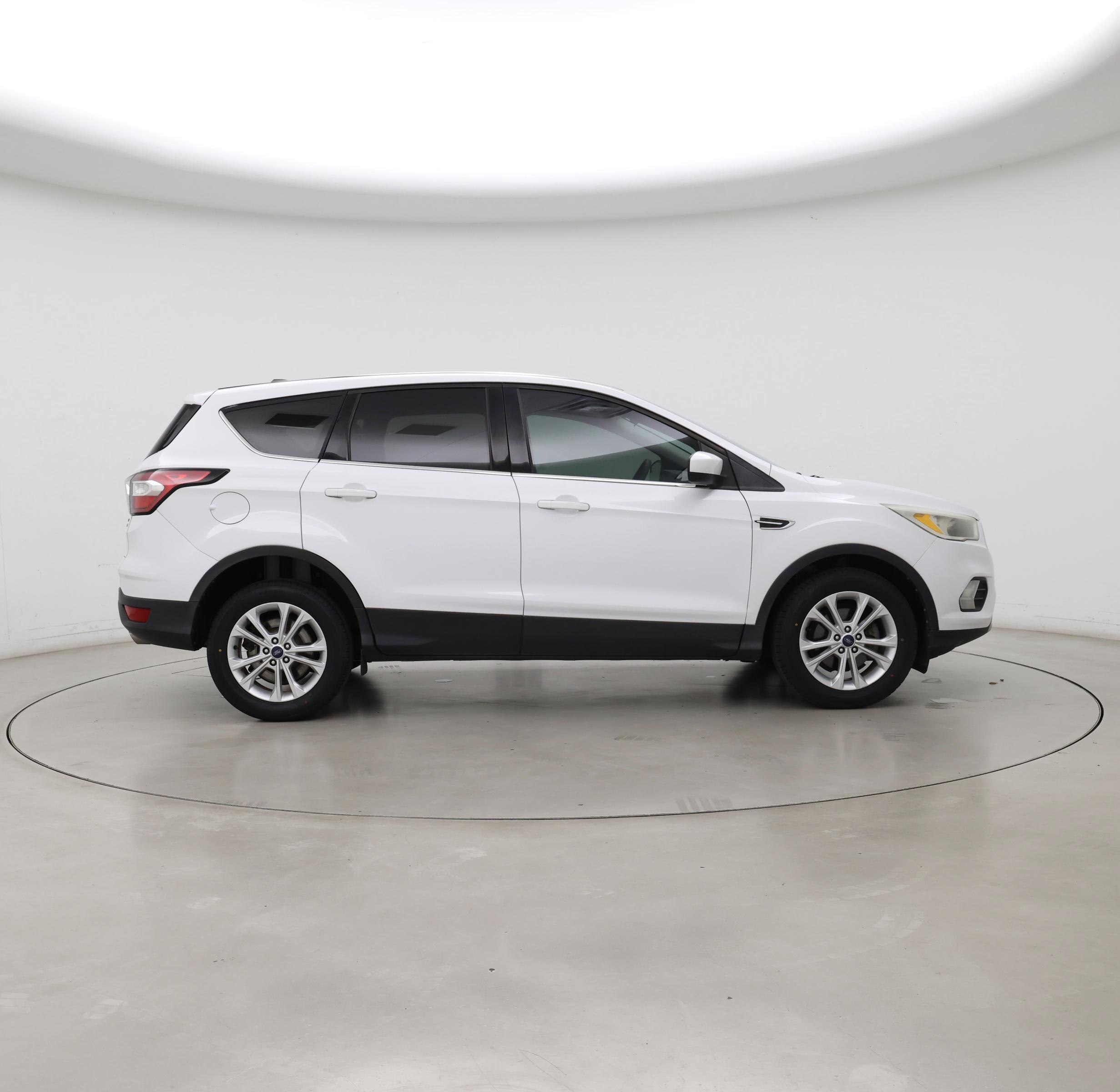 Thumbnail: 2017 Ford Escape - 7