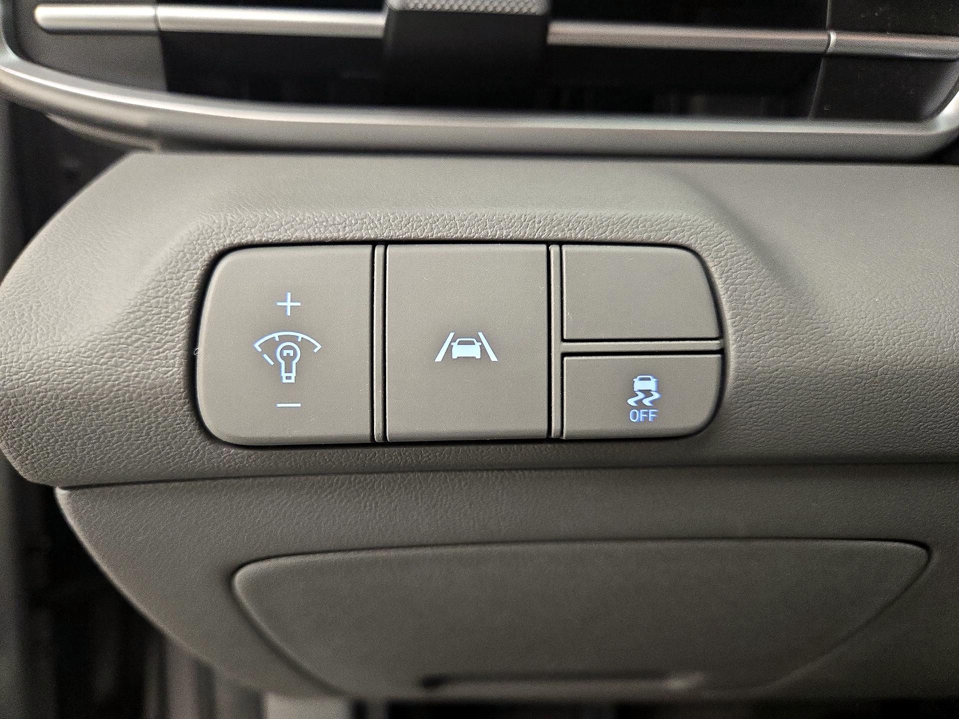 Thumbnail: 2022 Hyundai Elantra - 13