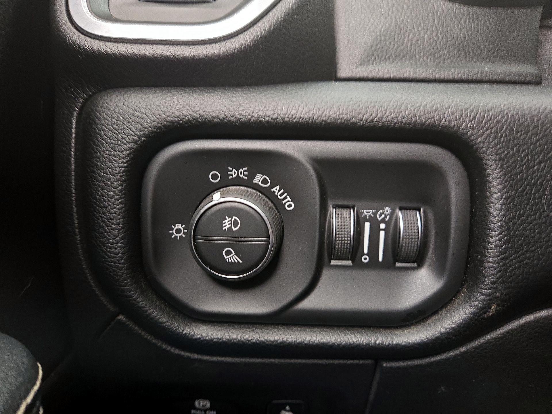 Thumbnail: 2020 RAM 1500 - 13