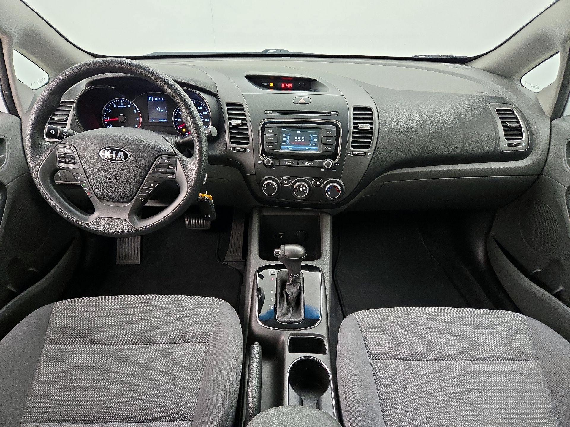 Thumbnail: 2018 Kia Forte - 9