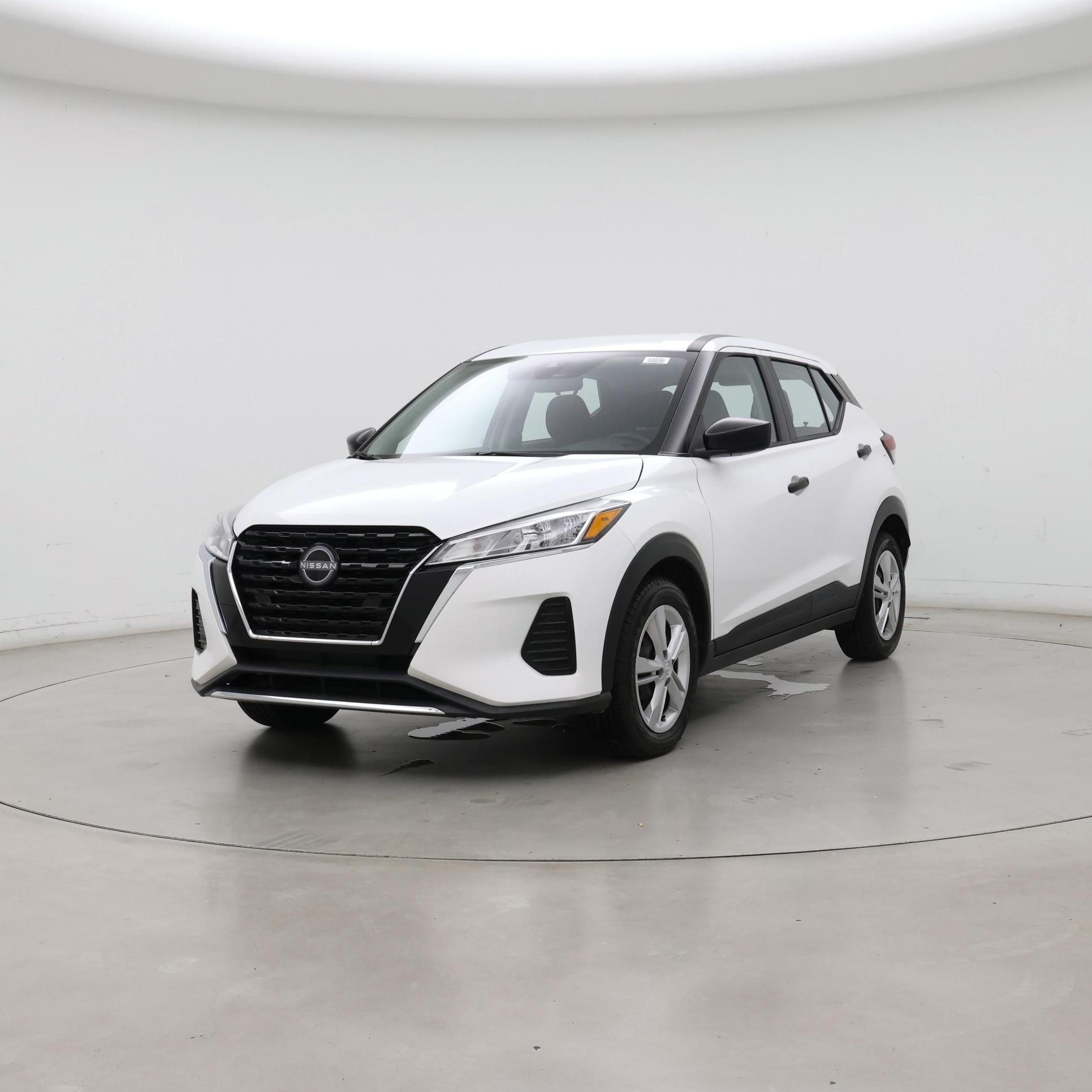 Thumbnail: 2023 Nissan Kicks - 4