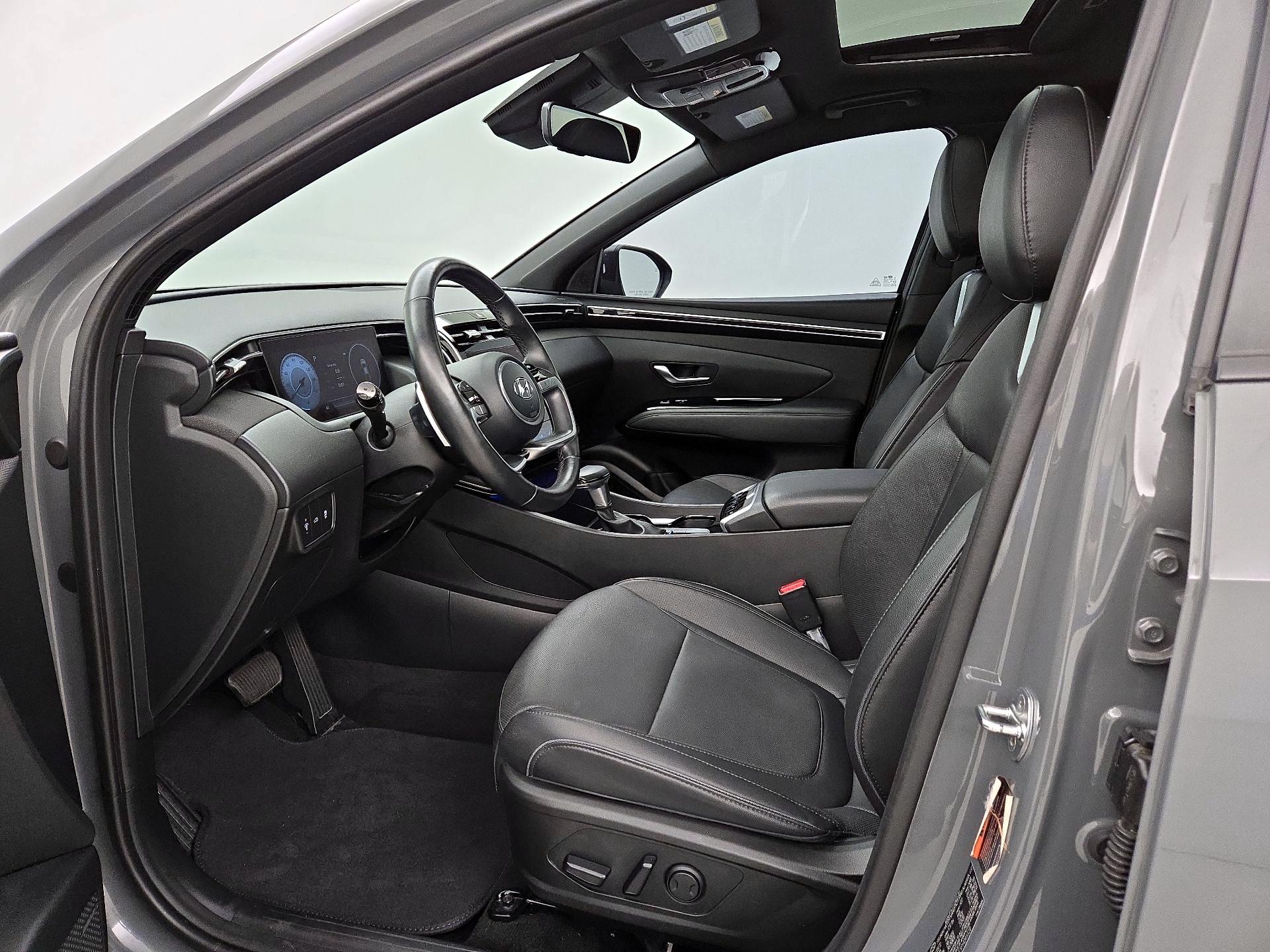 Thumbnail: 2023 Hyundai Santa Cruz - 11