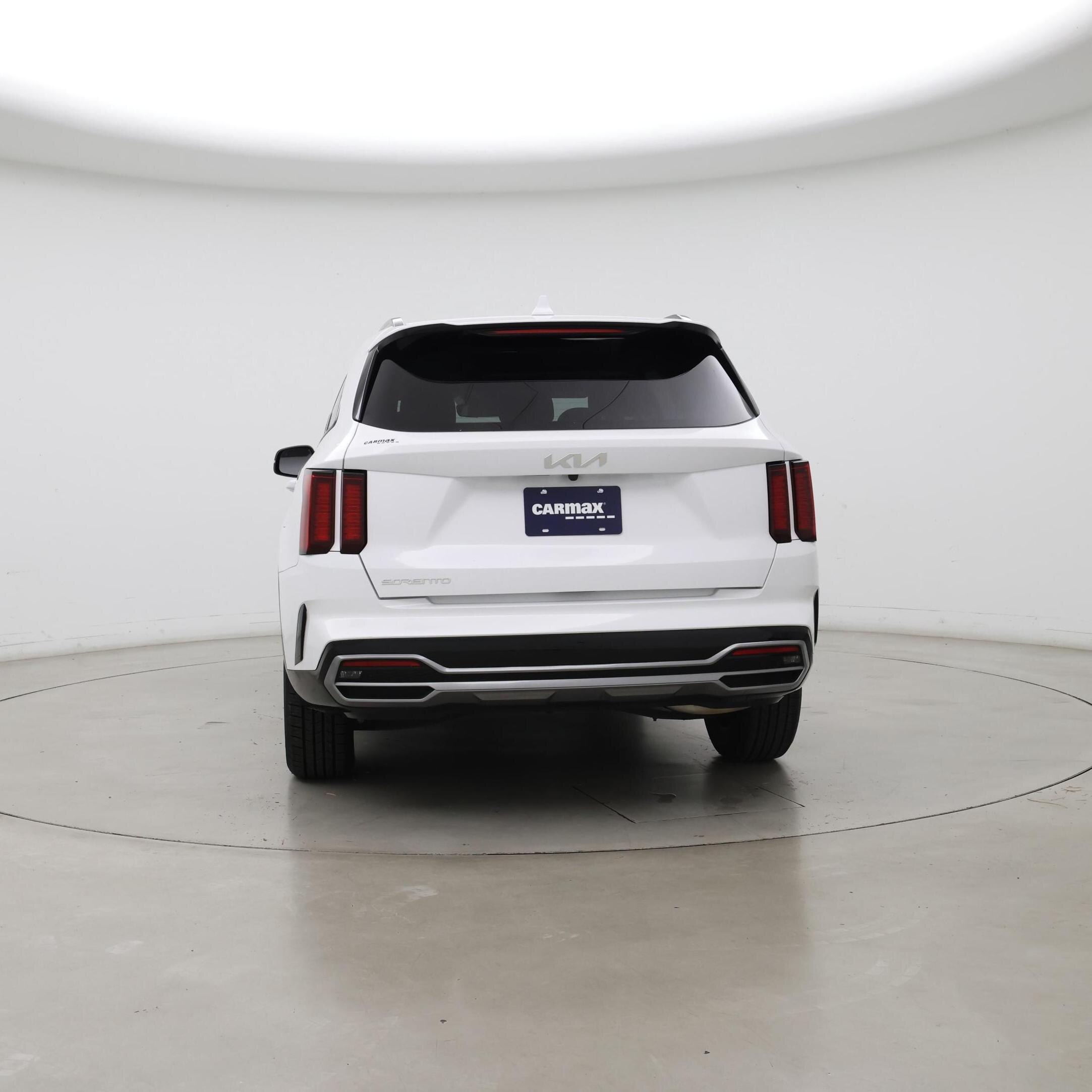 Thumbnail: 2023 Kia Sorento - 6