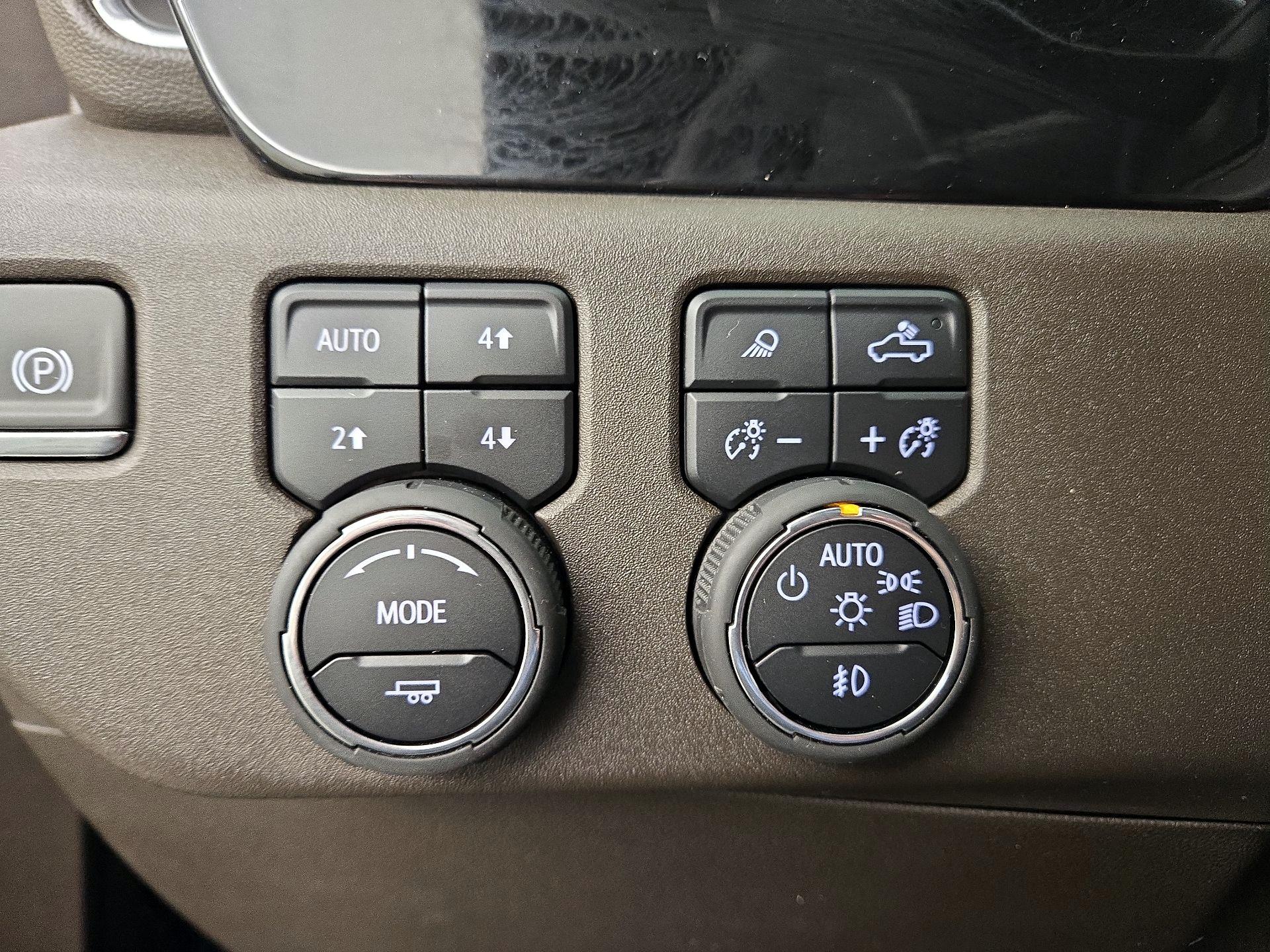 Thumbnail: 2025 Chevrolet Silverado 1500 - 13