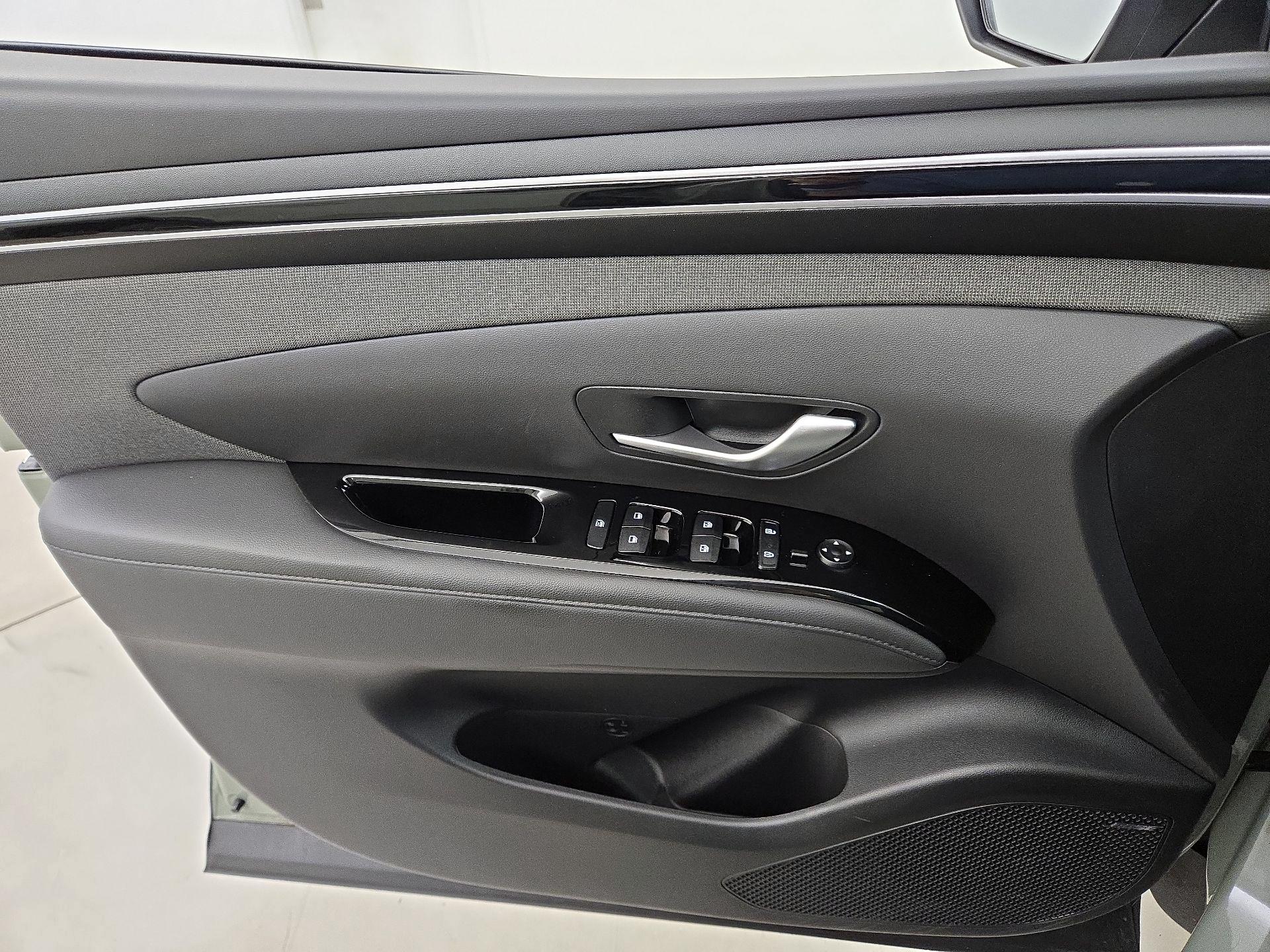 Thumbnail: 2024 Hyundai Santa Cruz - 12