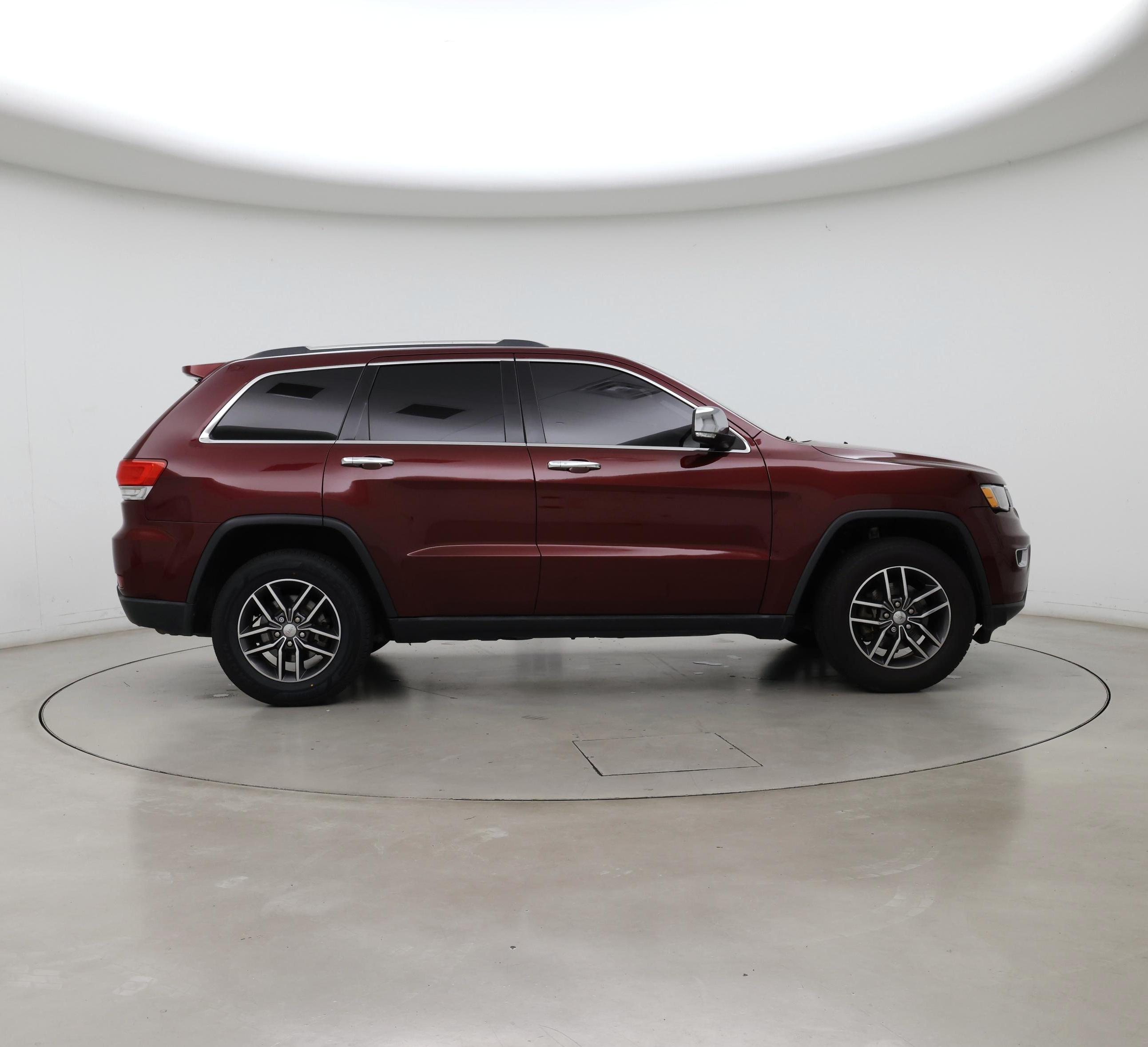 Thumbnail: 2017 Jeep Grand Cherokee - 7