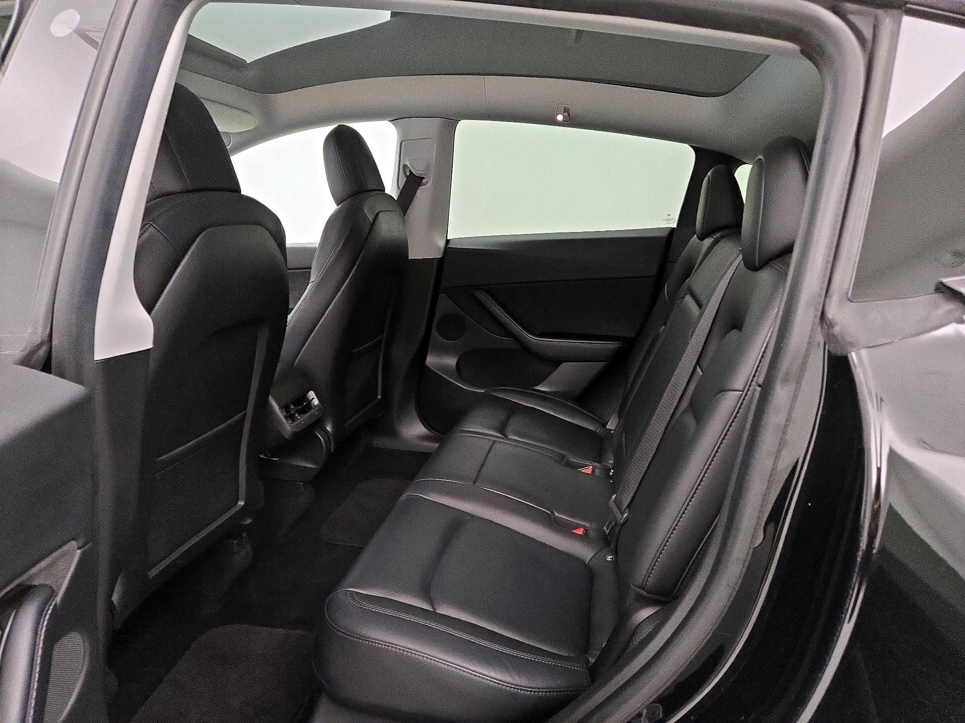 Thumbnail: 2021 Tesla Model Y - 18