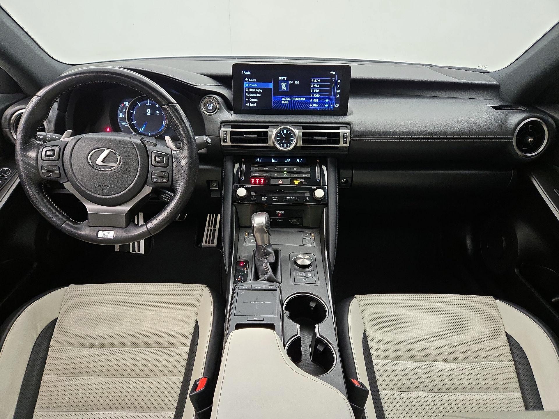 Thumbnail: 2022 Lexus IS - 9