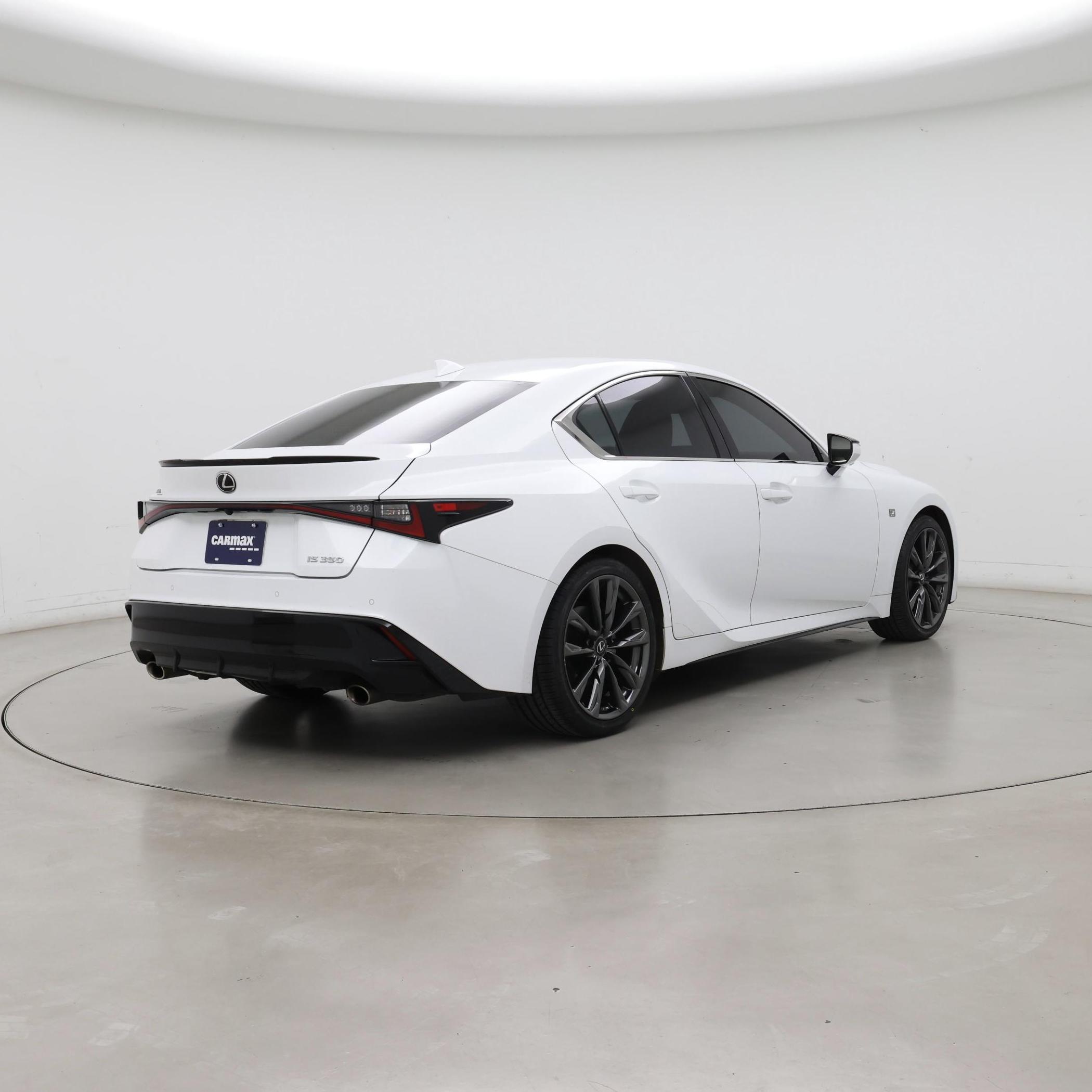 Thumbnail: 2022 Lexus IS - 8